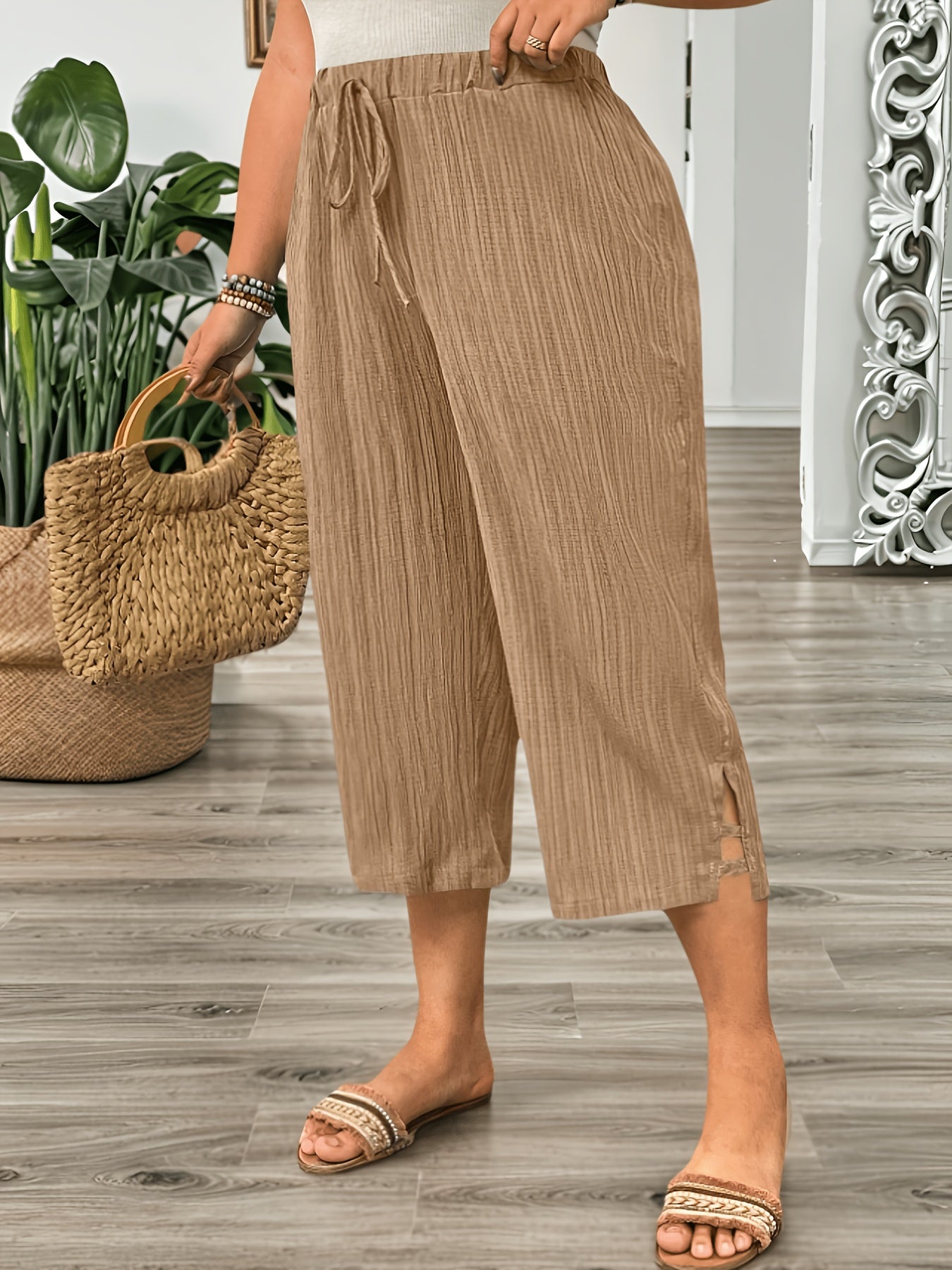 Women’s Casual Solid Color Drawstring Capri Pants