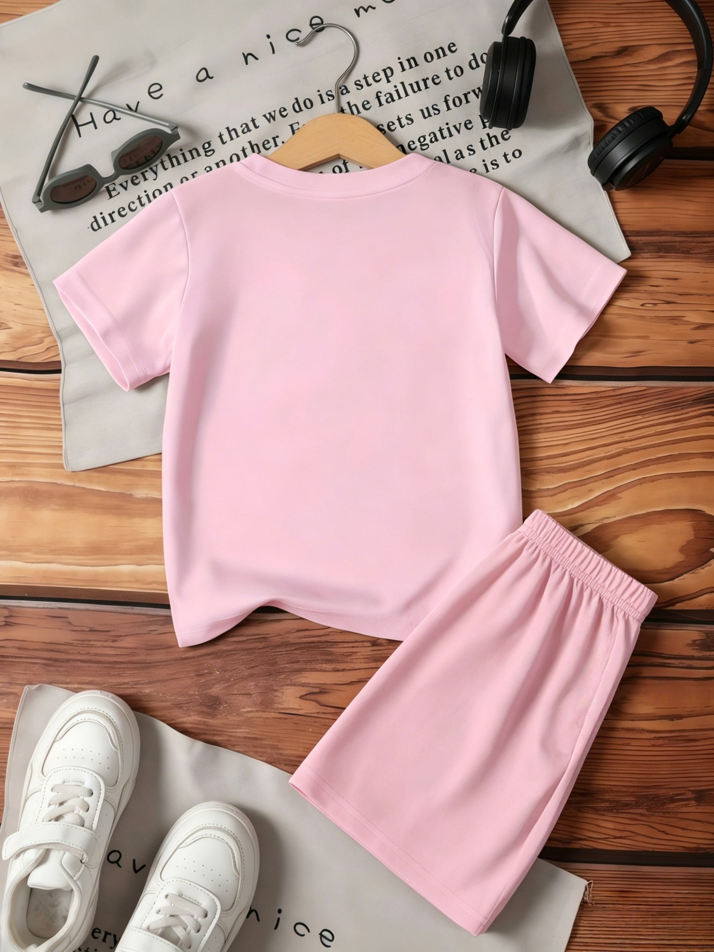 Girls' Casual Summer Set with Printed Short Sleeve Top & Shorts
