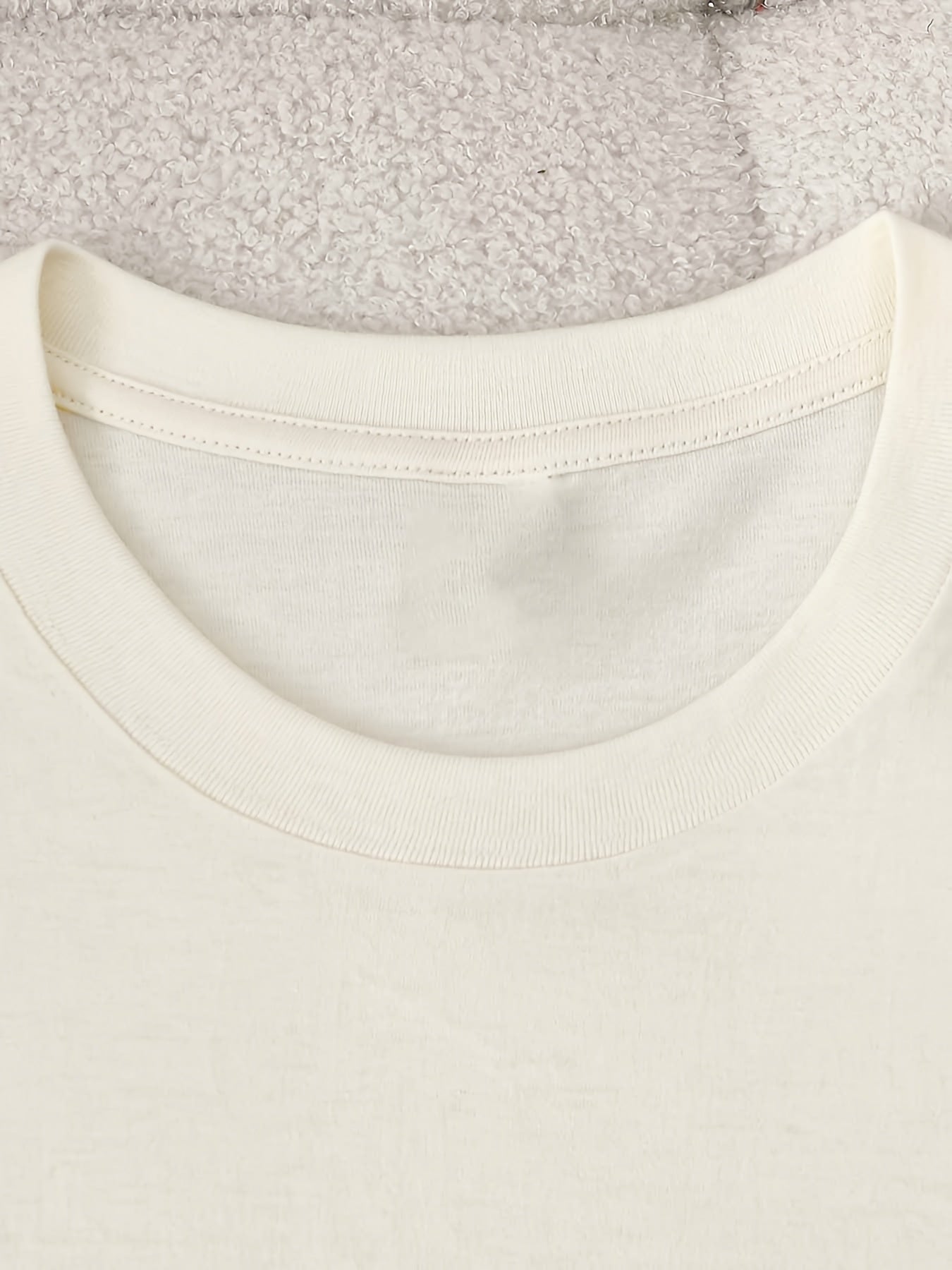 Men's 100% Cotton Geometric Print Crew Neck T-Shirt for Summer