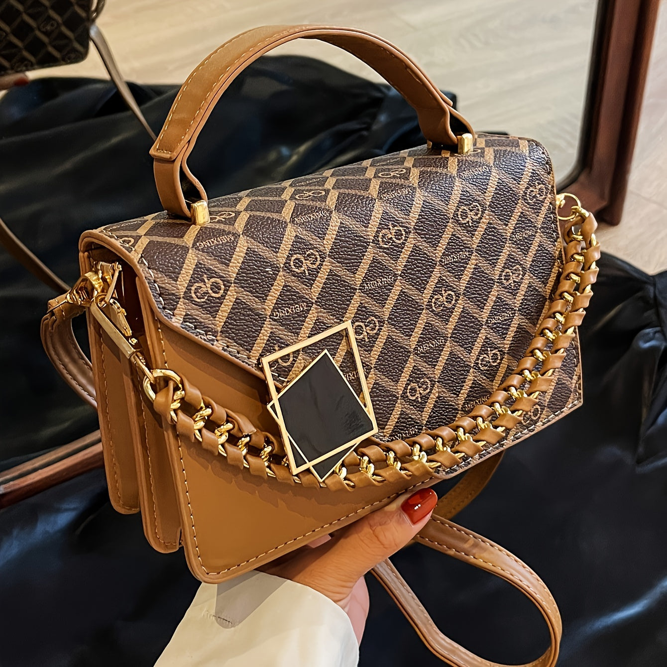 LABOONOO Geometric Chain-Link Handle Small Square Handbag - Handbag with Adjustable Strap, Zipper Closure & Polyester Lining, Deep Brown/Grey/White for Casual & Formal Occasions, Small Handbag, Versatile Purse, Decorative Cha