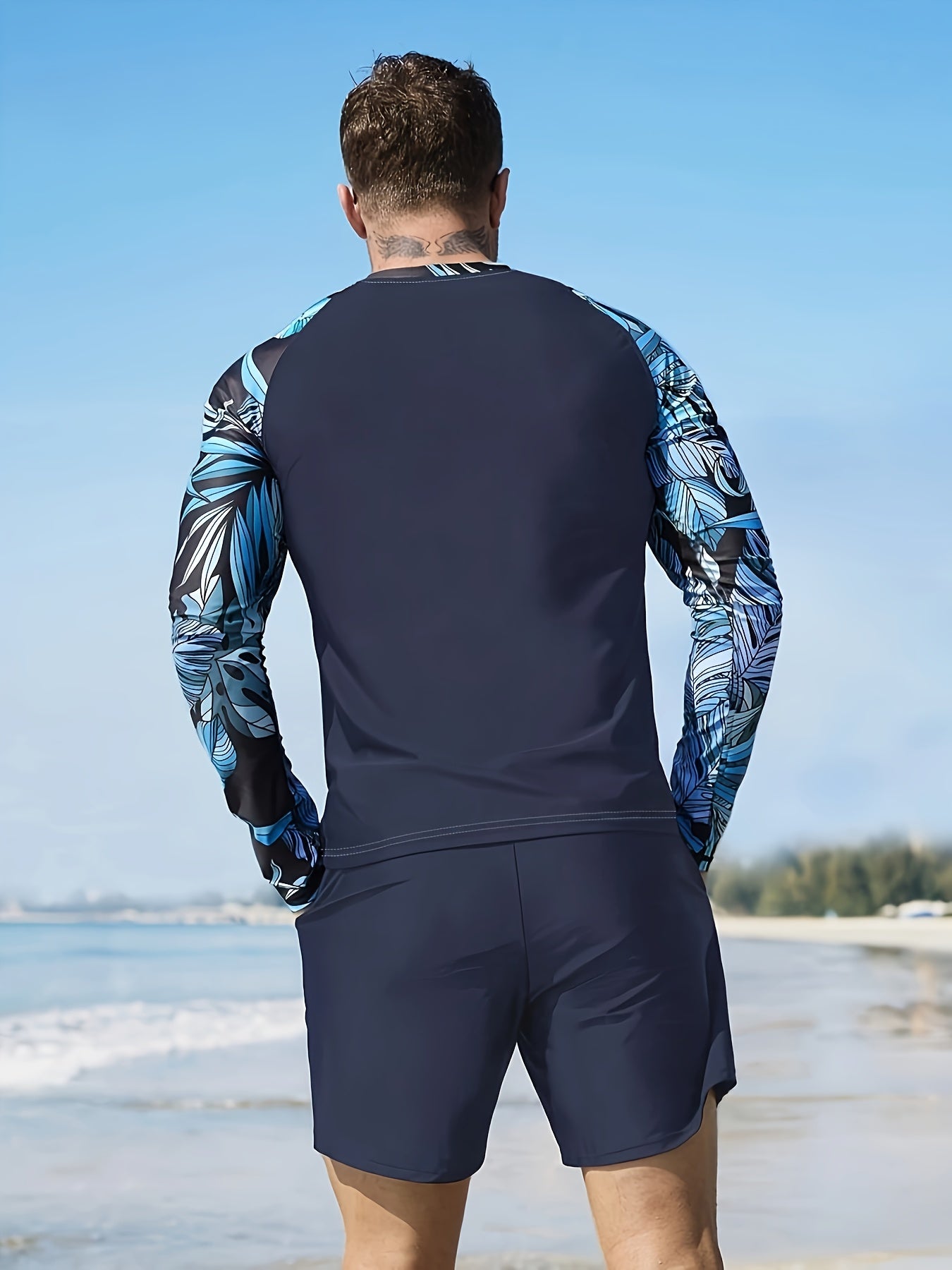 Men's Long Sleeve Rash Guard with Geometric Pattern, Athletic Swimwear