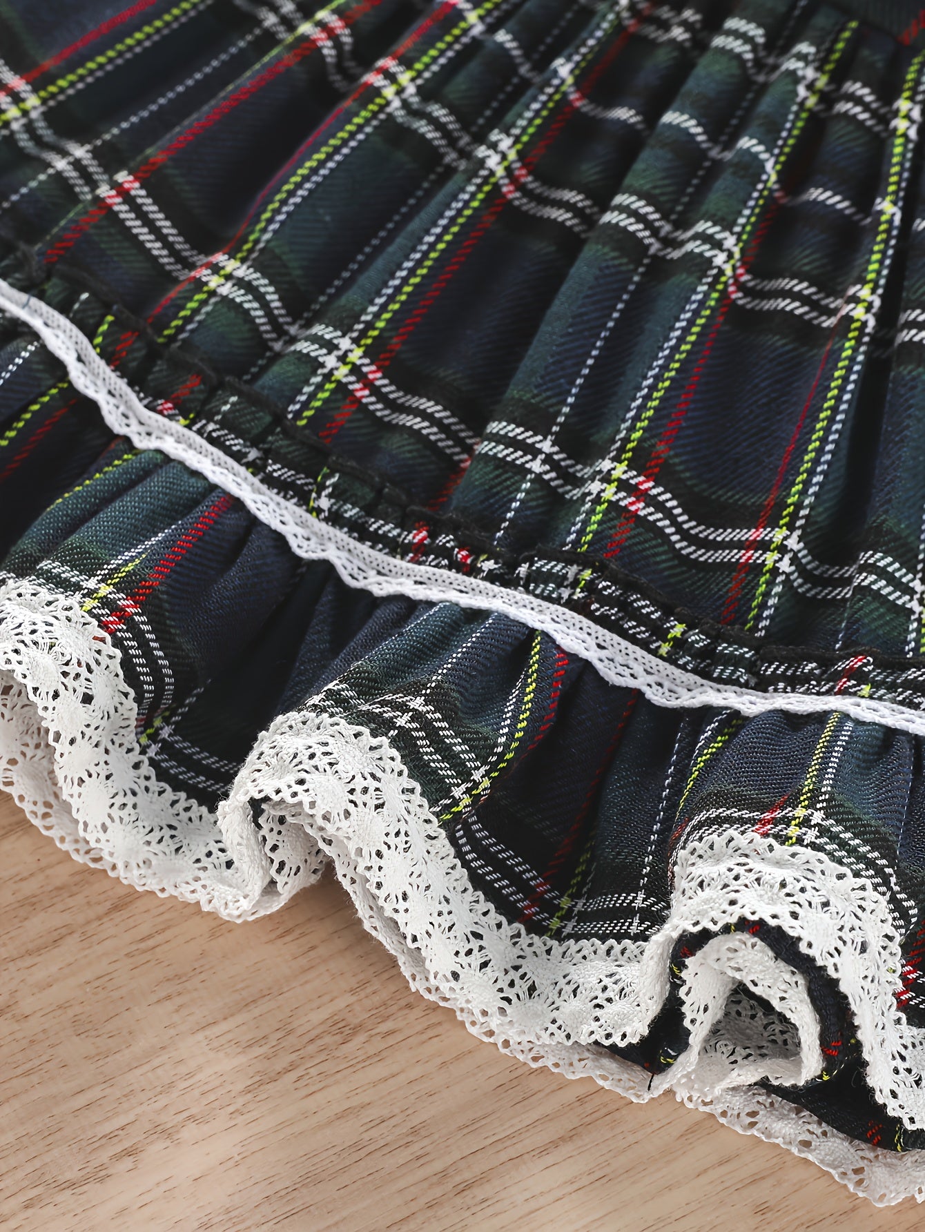 Girls' Plaid Tartan Puffed Sleeve High-Low Neck Ruffled Hem Dress with Ruffled Collar & Lace Trim - Plaid Princess Party Dress with Skirt, Machine Washable Winter Formal & Everyday Outfit for Christmas, New Year's, Easter - S