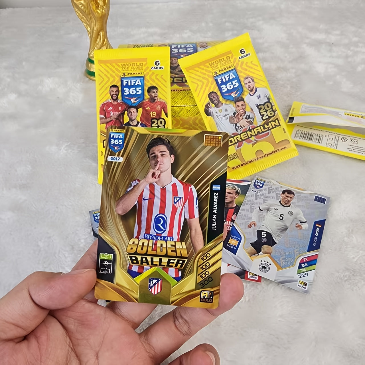Panini 2026 Aenalyn XL Football Trading Cards Pack