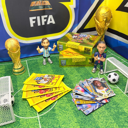PANINI FIFA 365 Adrenalyn XL Football Trading Card Single Pack