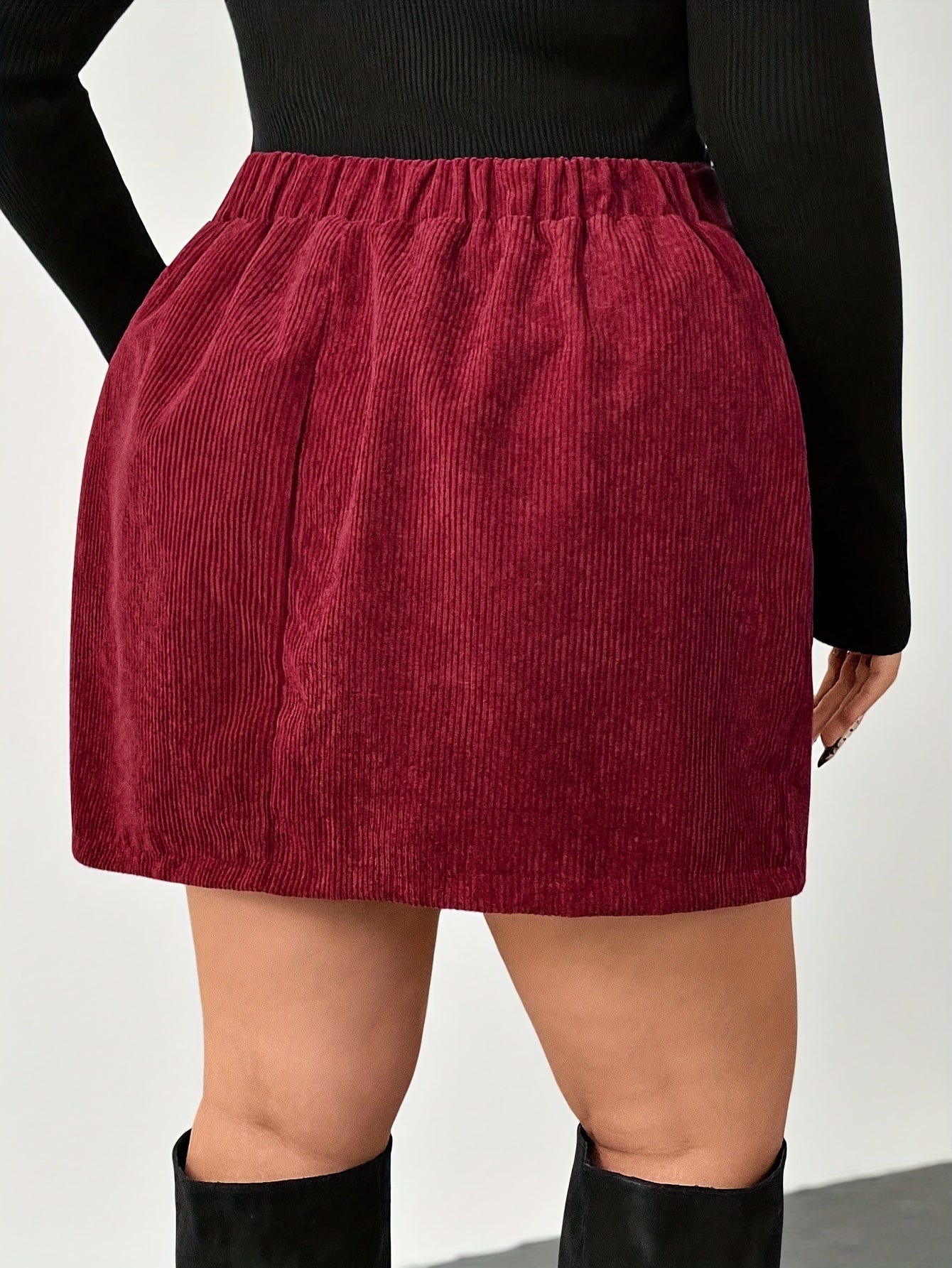 Plus Size, Burgundy All-Season A-Line Skirt with Double Pockets - Elegant Short to Midi Length, Pocketed Waist for Casual, Office & Vacation Wear - Plus Size Friendly Tailored Fit (No-Stretch Fabric)