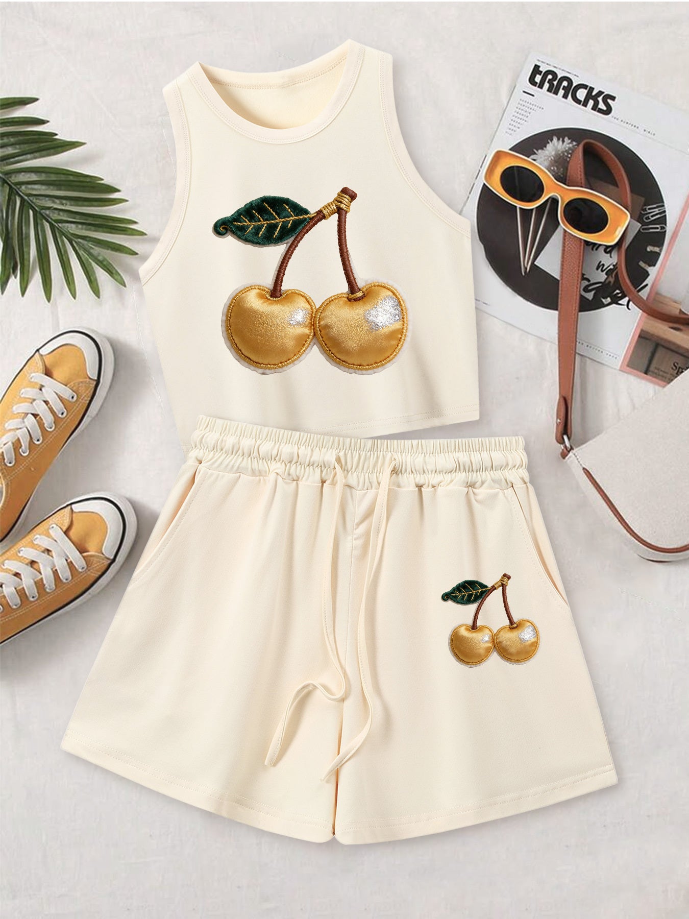 Casual Women's Two-Piece Set with Printed Top & Shorts