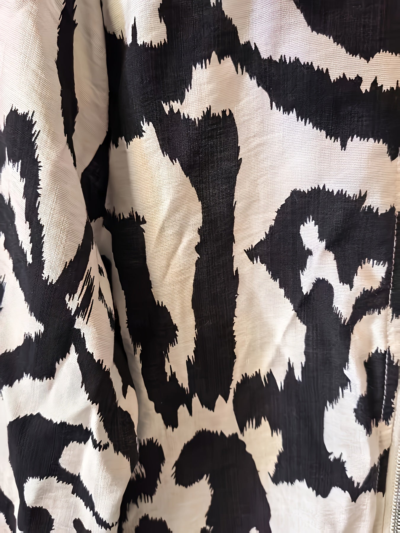 Women'S Lightweight Leopard Print Bomber Jacket - Casual Zip-Up Long Sleeve with Geometric Pattern, Black & White Design, Perfect for Spring/Fall, Spring Outerwear | Stylish Casualwear | Zippered Jacket