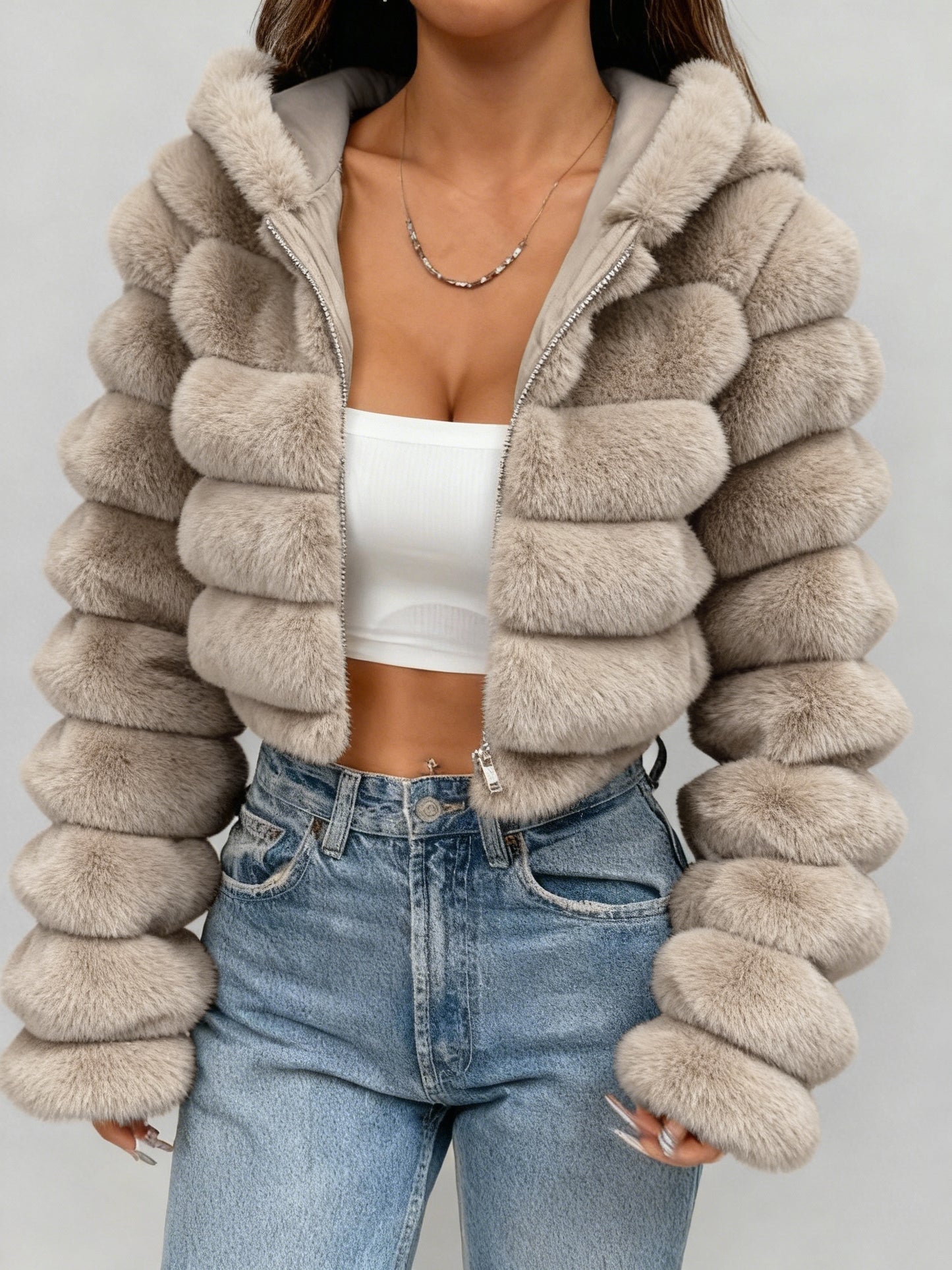 Elegant Women's Short Hooded Plush Coat for Fall/Winter