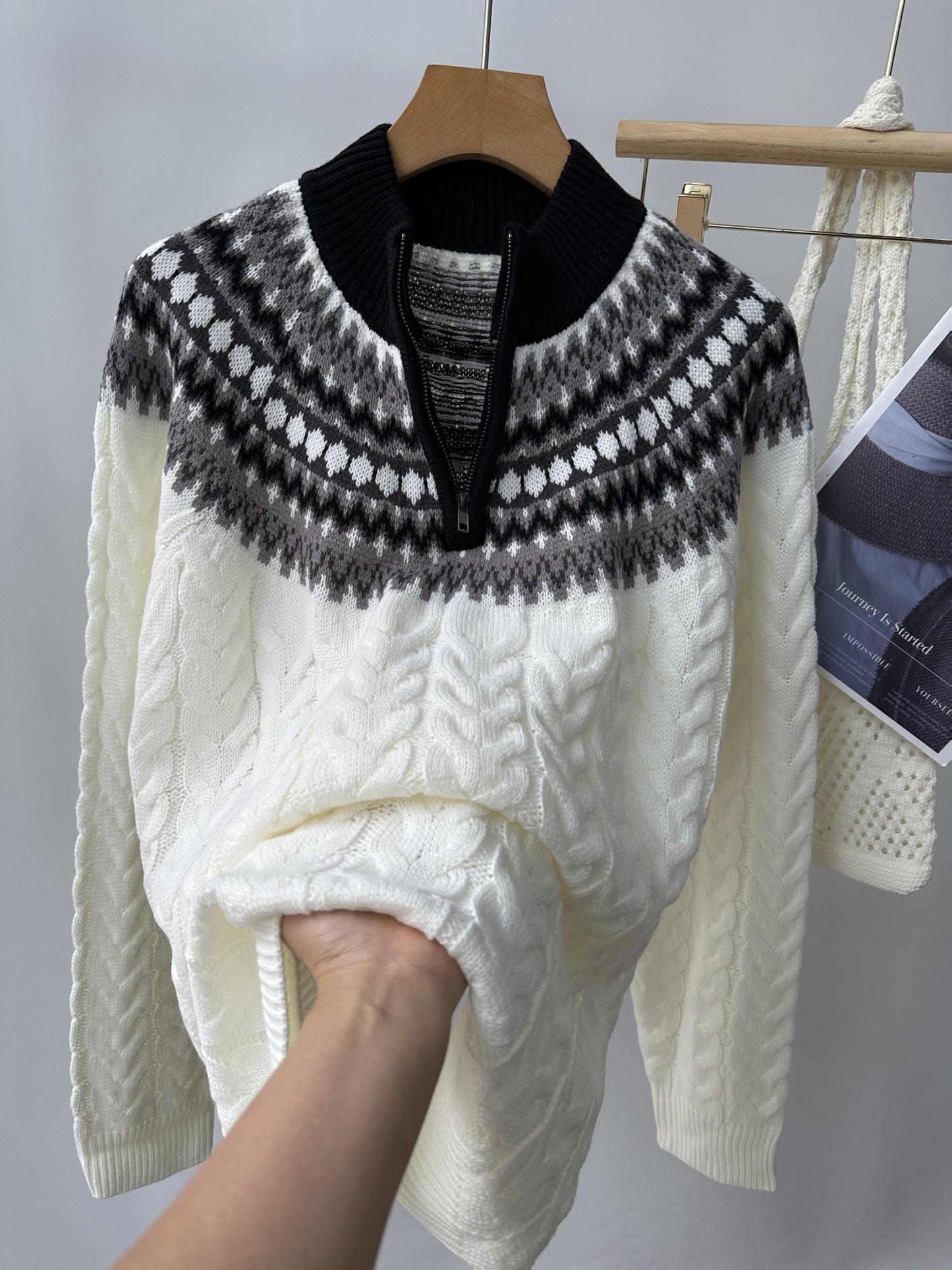 Men's Sweater - Fair Isle Pattern Sweater, Long Sleeve Pullover, Suitable for Autumn and Winter, Medium Stretch Knit Sweater, Suitable for Casual and Formal Occasions, Cold-Resistant, Comfortable and Warm