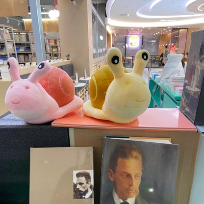 Cute Snail Plush Interactive Toy Figures, Soft Polyester Snail Pillow, 4 Seasons Gift for , Birthday Present, 4 Colors (Yellow, Pink), Ideal for Everyday Play and Comfortable Hugging