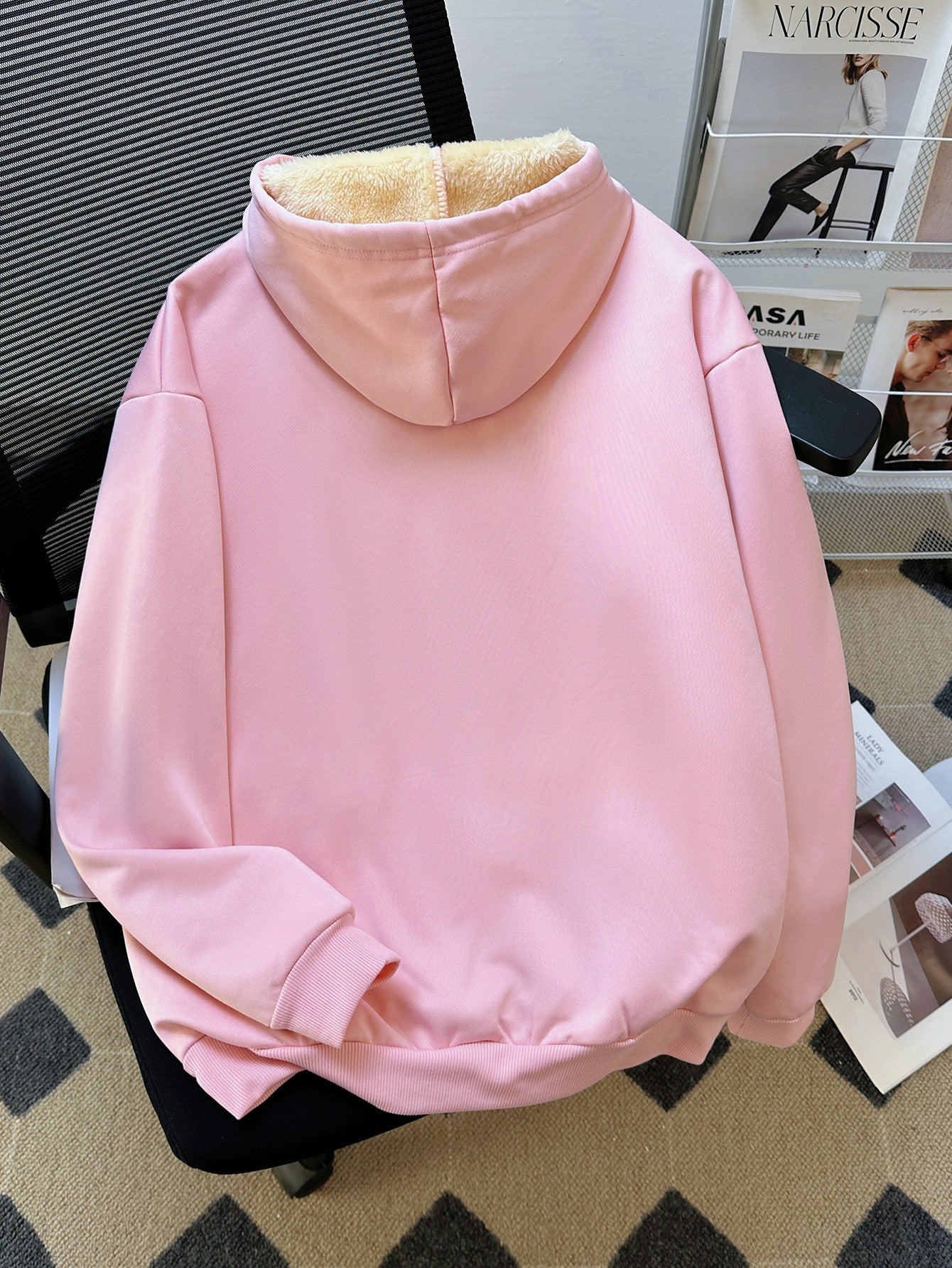 Women'S Plus Size Winter Warm Hooded Sweatshirt with Merry Christmas & Happy New Year Print - Thick Fleece-Lined Oversized Pullover, Cozy Casual Sweater for Christmas, Halloween Gifts, Christmas Sweatshirt, Festive Clothing,