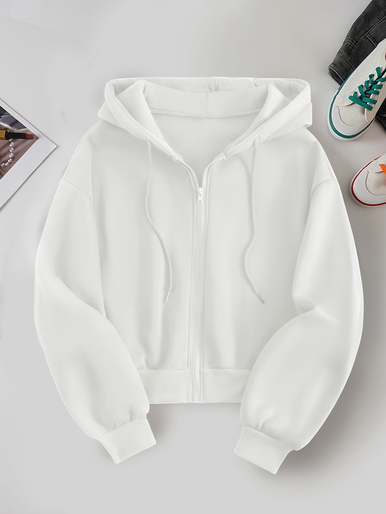 Women's Casual Short Hoodie Jacket with Zipper and Geometric Print