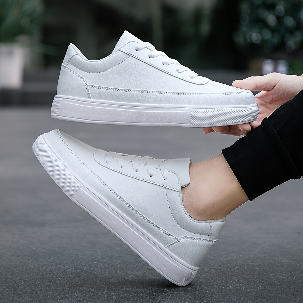 Men's Minimalist Lace-Up Skate Shoes Lightweight Everyday