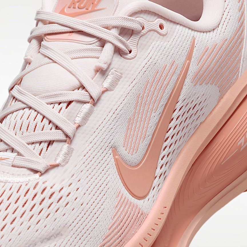 Nike Vomero 18 Women's Running Sneakers All-Season Fabric