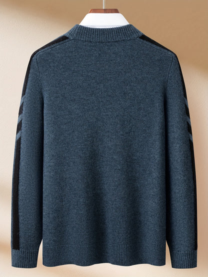 This Thick, Round-Neck Long-Sleeve Sweater for Men Features a Soft And Comfortable Design with Stylish Striped Edges, Perfect for Outdoor Gatherings And Everyday Wear, And Can Be Layered