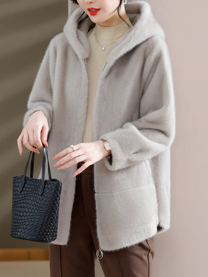 Women'S Winter Coat - Elegant Fur-like Exterior, Thick Insulated Cold Weather Jacket with Pockets, Sophisticated Outerwear for Everyday & Formal Events - Luxury Women'S Clothing (Non-Real Fur), Ladies Winter Coats, Seasonal F