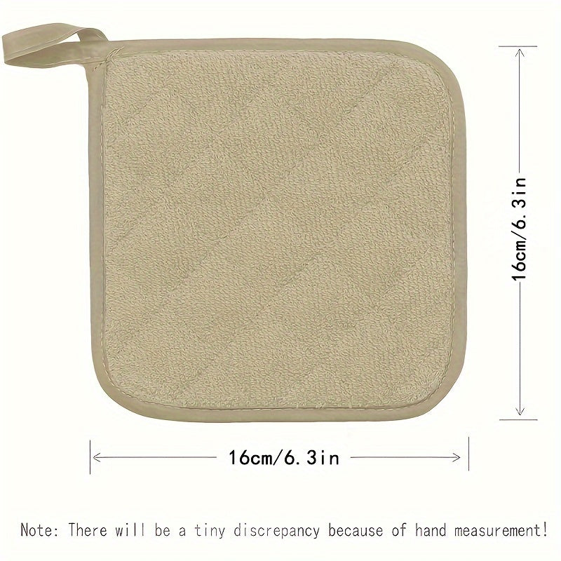 4-Pack Kitchen Pot Holders, High Heat Resistant Quilted Thick Fleece Hot Pot Stands Set, Washable Tripod for Cooking and Baking, 16.0x16.0 cm, Polyester 100% - Red