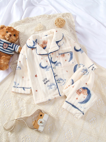 2025 New Autumn And Winter Boys' Home Clothes Two-Piece Baby Pajamas Set Flannel Thick Velvet Thickened Moon Bear Pattern Pocket Button Style Cold-Proof Thermal Underwear
