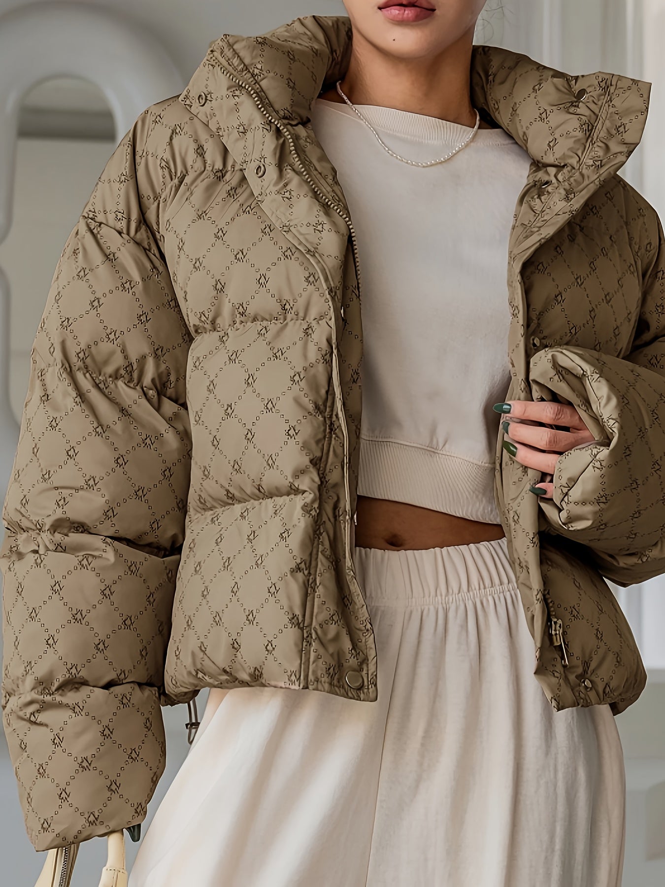 Women's Oversized Winter Coat - Full-Zip Closure, Thickened Outerwear Jacket in Beige/Tan/ Brown/Black/White/Gray/Blue/Red/, Machine Washable Cold Weather Outer Jacket for Everyday & Formal Events