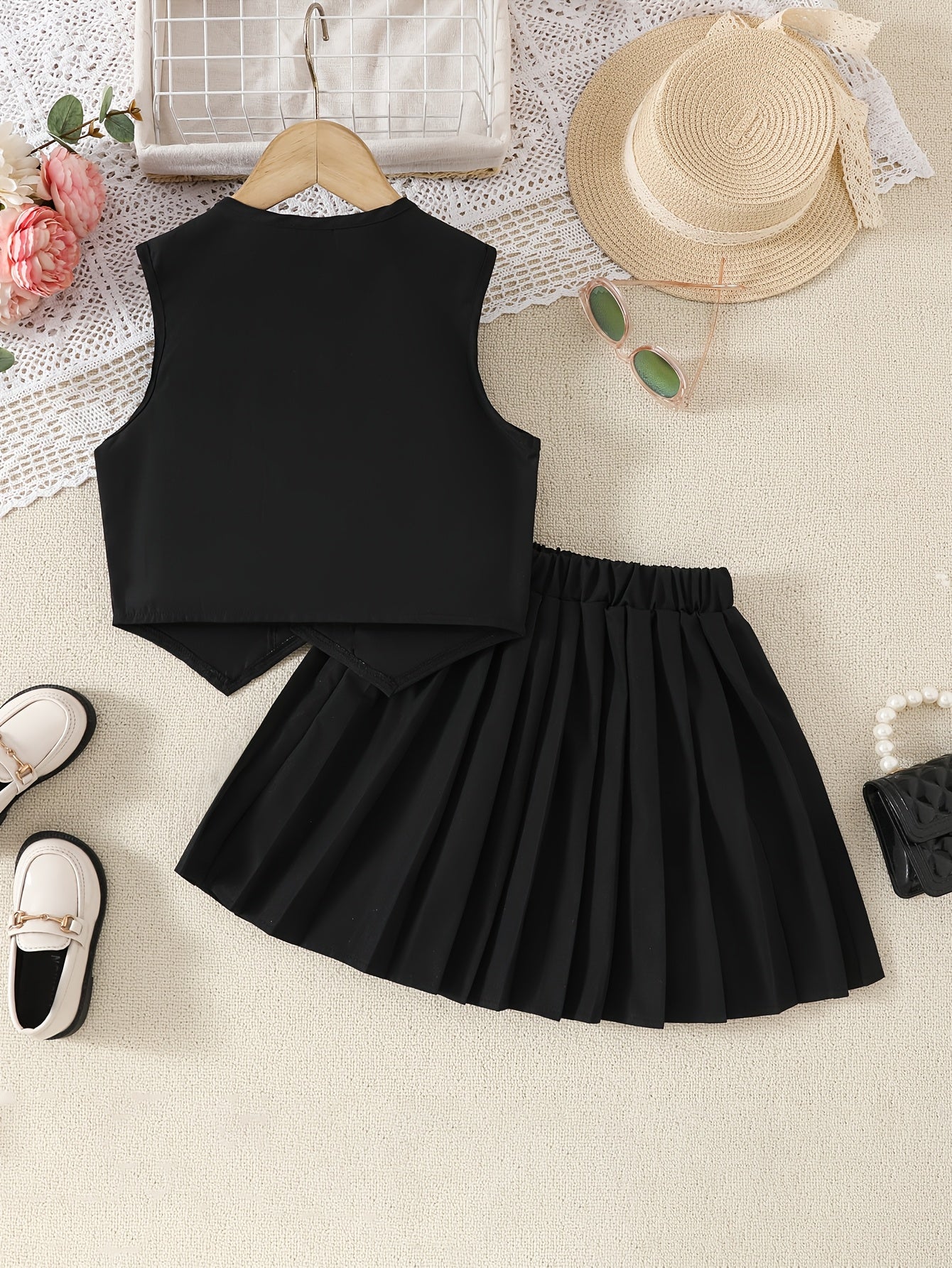 Girls' Solid Color Single-Breasted Vest with Pleated Skirt Set