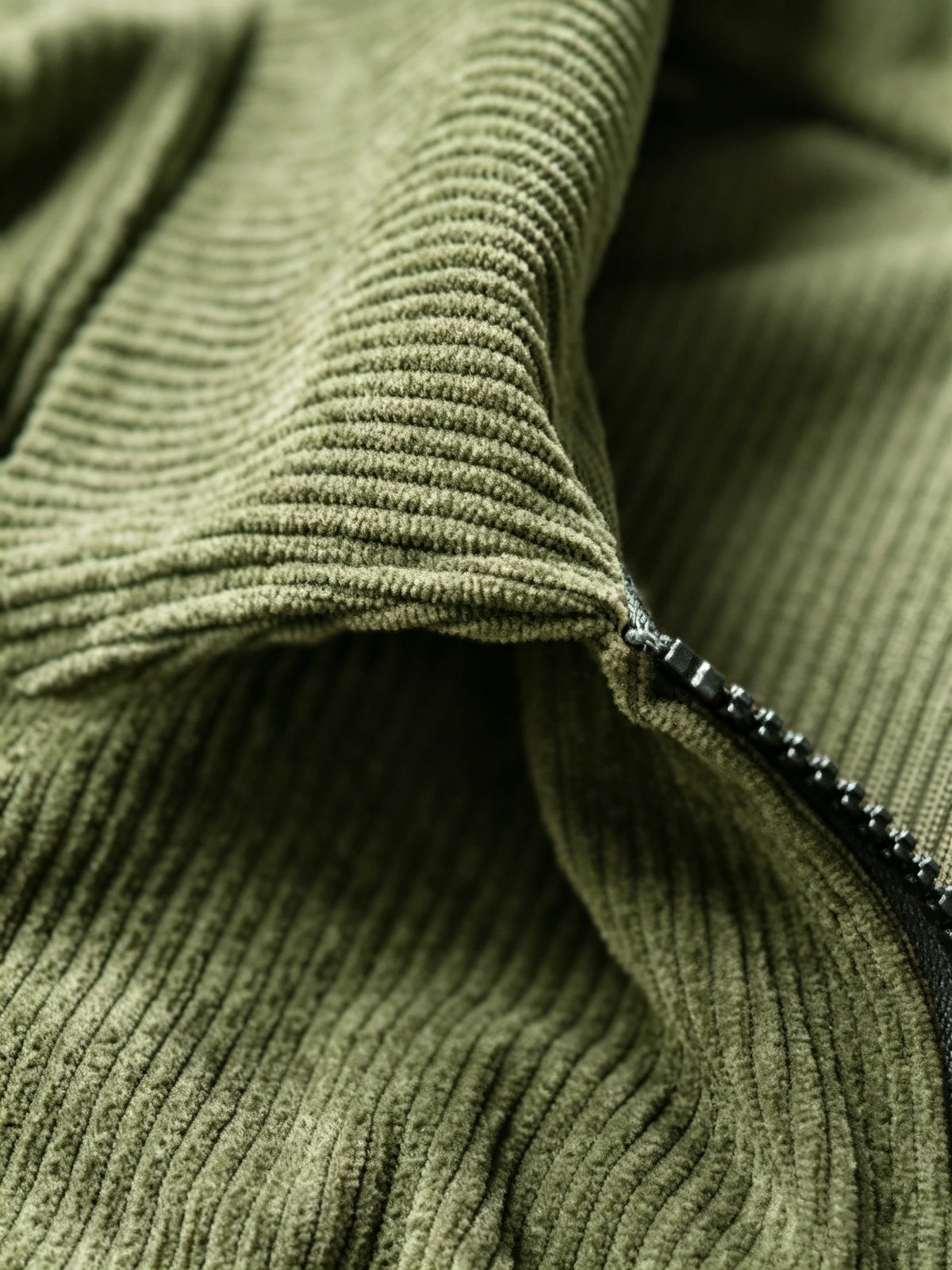 Men's Lightweight Fall Jacket with Lapel Collar and Zipper