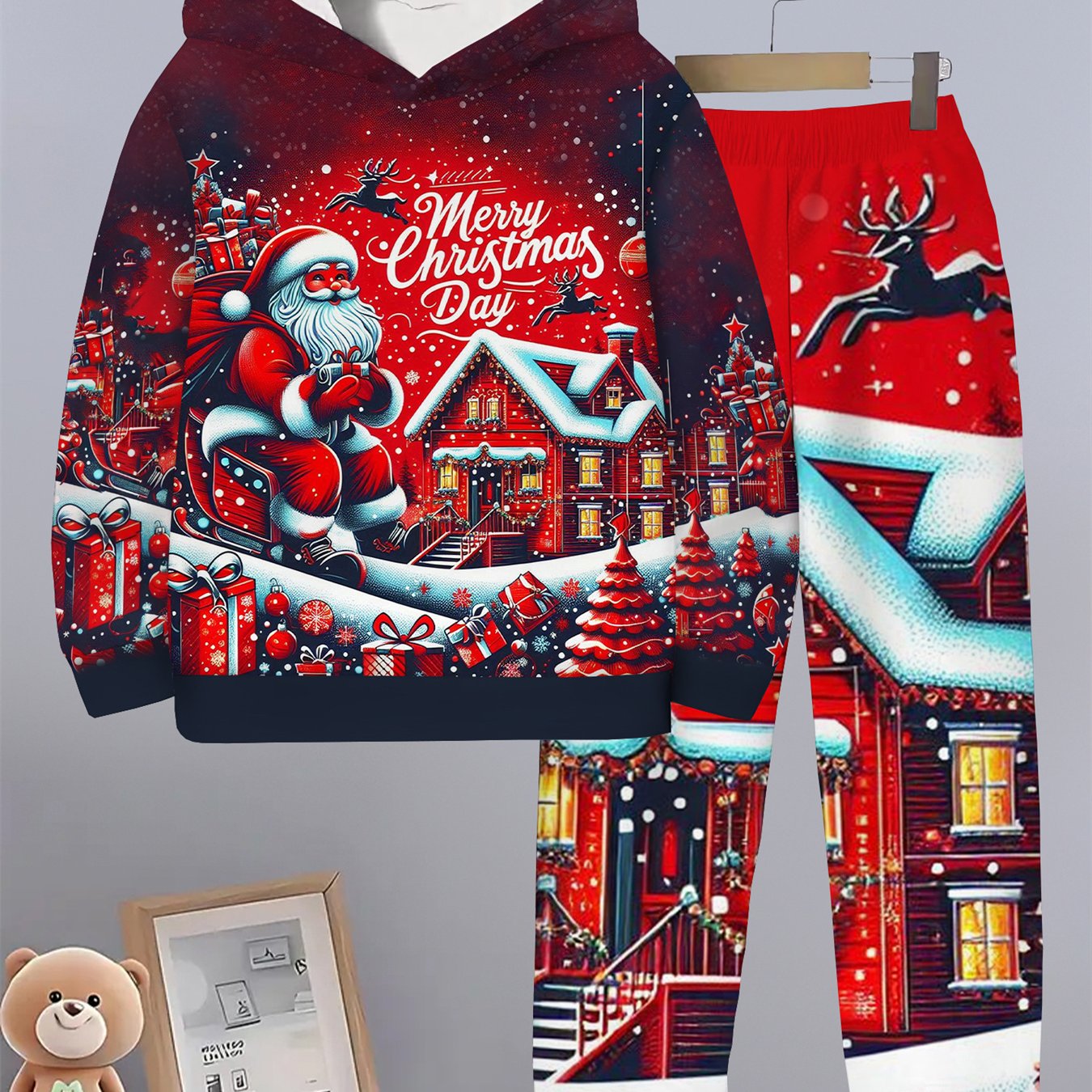 2pcs Boys' Christmas Sweatsuit Set with 3D Santa & Reindeer Print Hooded Sweatshirt & Matching Pants - Red/Green Winter Outfit, Snowflake Patterns, Cozy Casual Wear for /Kids Holiday Party (Hand Washable), Perfect for Outdoor