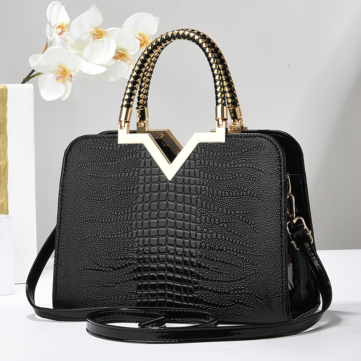 Elegant Tote Bag for Women, Large Capacity Crocodile Pattern Shoulder Bag, Lightweight with Zipper Closure, Polyester Lined, Versatile Fashion Accessory