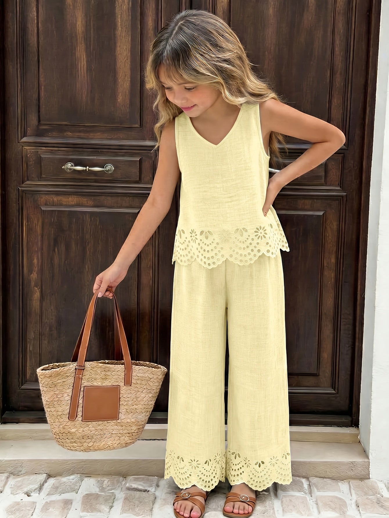 Girls' Sleeveless Lace Trim Tank Top and Wide-Leg Pants Set