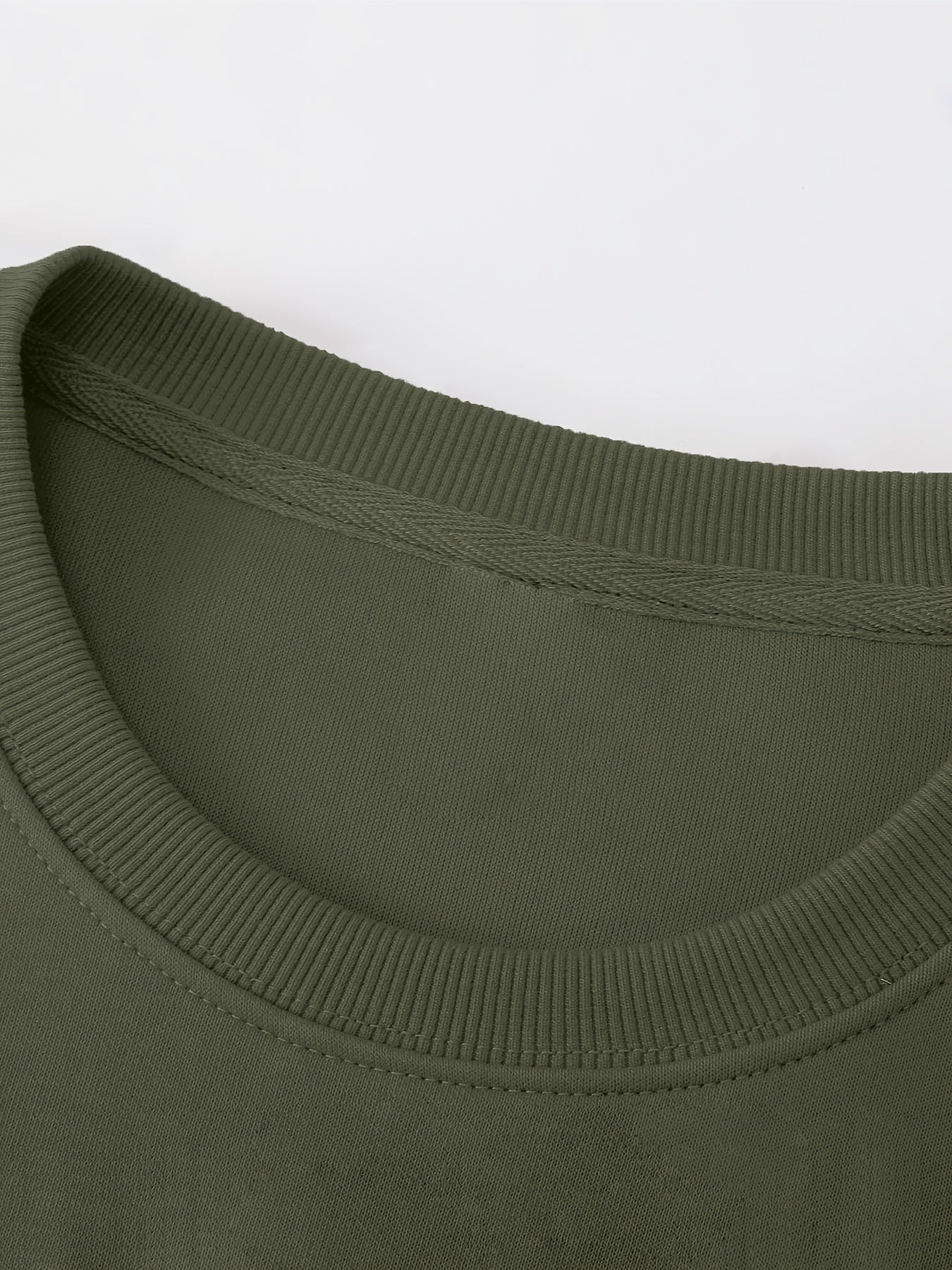 Men'S Happy New Year Sweatshirt - Light Grey with Orange Lettering - Regular Fit Crewneck Pullover for New Year'S Eve, NYE Parties & Casual Attire - Non-Permanent Celebration Sweater for Everyday & Special Occasions, New Year