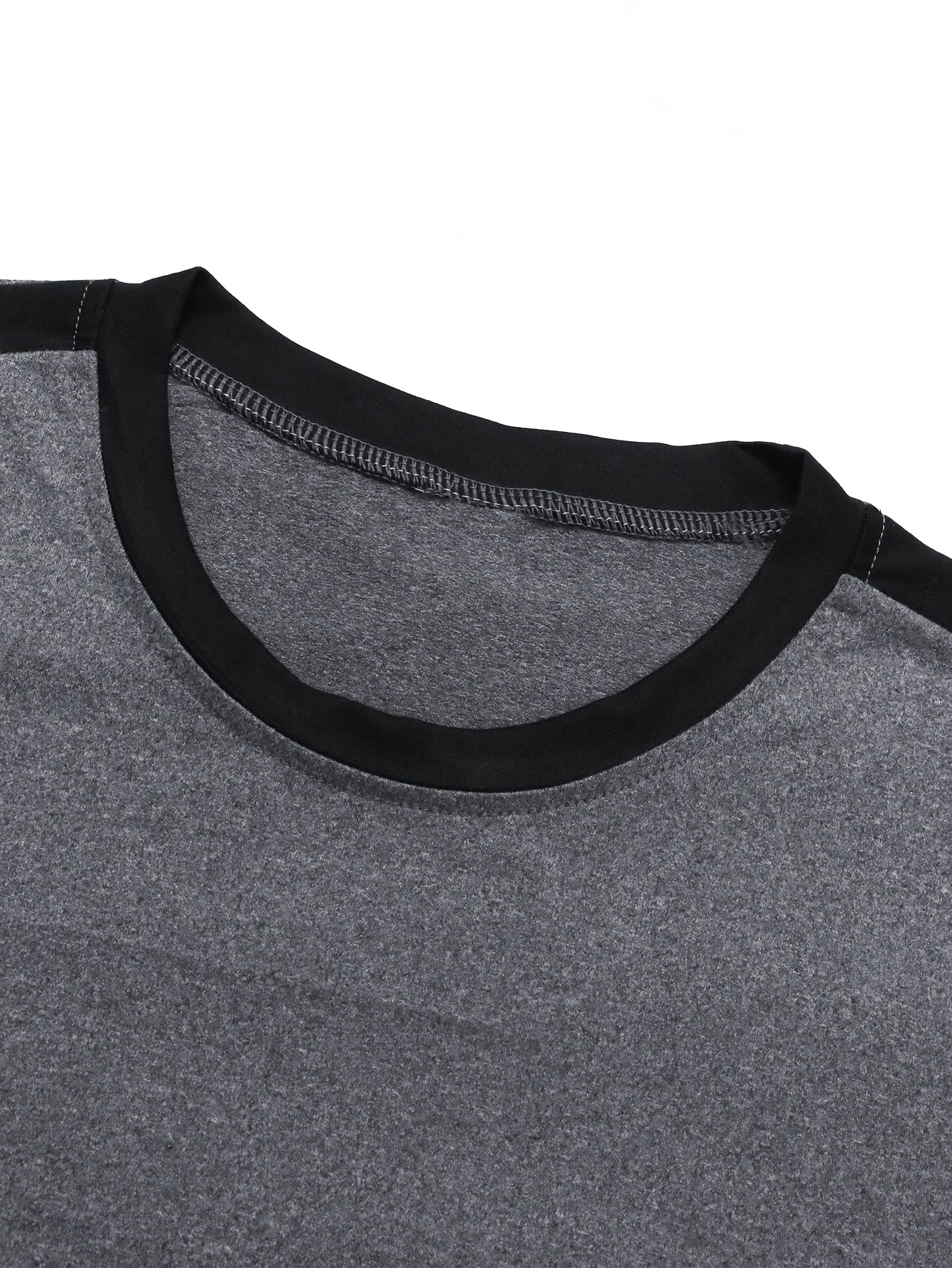 Men's Lightweight Summer Casual T-Shirt - Short Sleeve, Crew Neck, Two-Tone Color Block Design (Light Gray  Dark Gray), Machine Washable, Perfect for Casual Attire, Smooth Texture Fabric