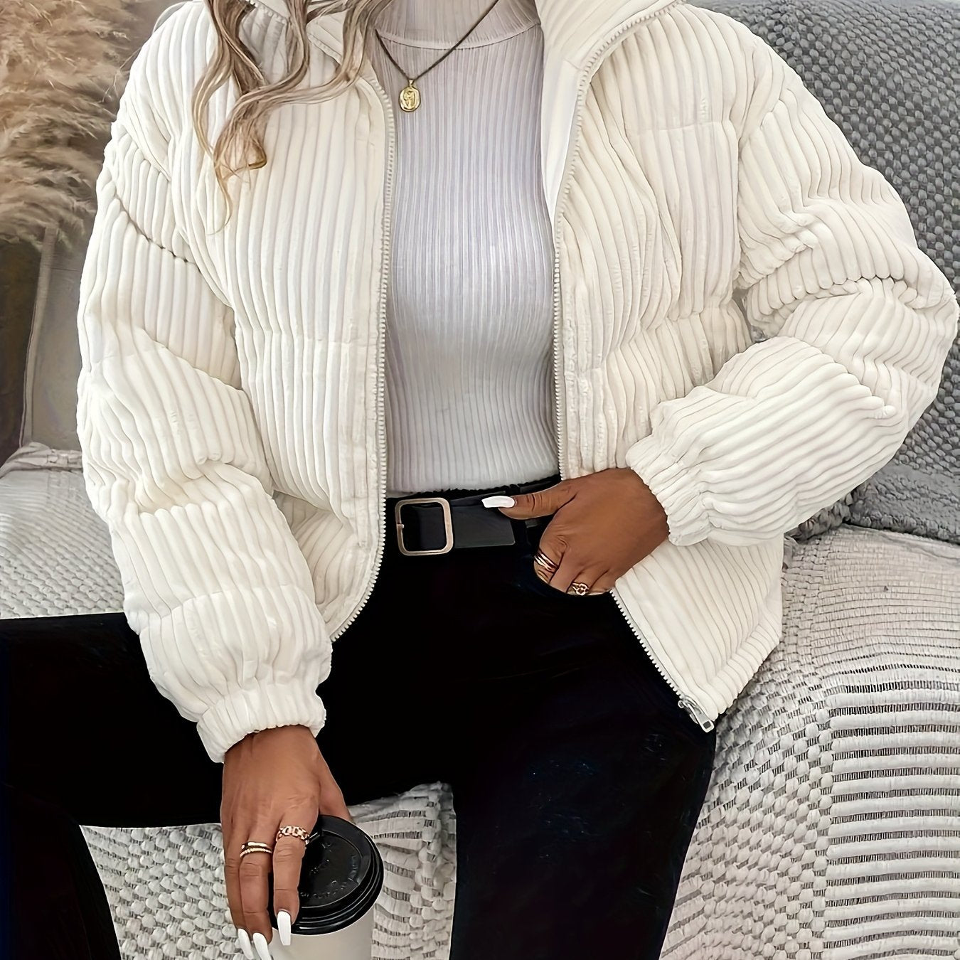 Women's White Jacket Winter Warm Short Short-Length Coat - Short-Waisted Collar & White -Like-Look (No) Trim, Hand Washable Outerwear for Casual &, Versatile Outer Layer for Dresses/Skirts