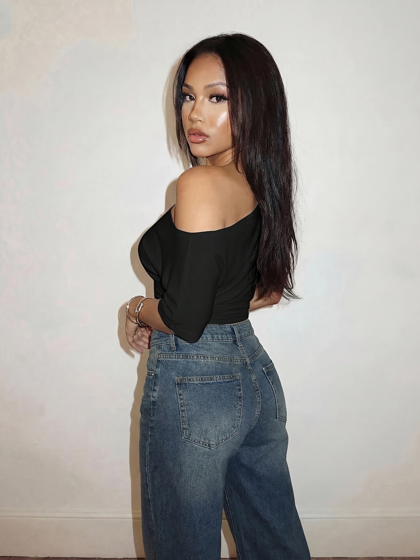 Elegant Off-Shoulder White T-Shirt Top with Pleated Waist