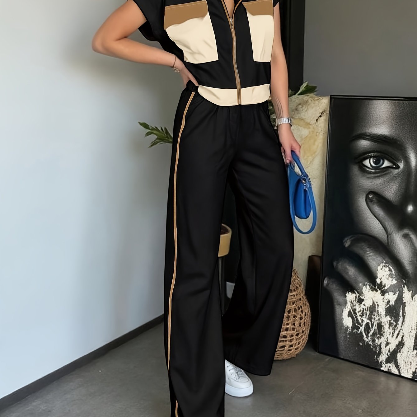 New Spring And Summer Fashion Color-Blocking Two-Piece Set Featuring a Short-Sleeve Zip Design And Wide-Leg Casual Pants for Women