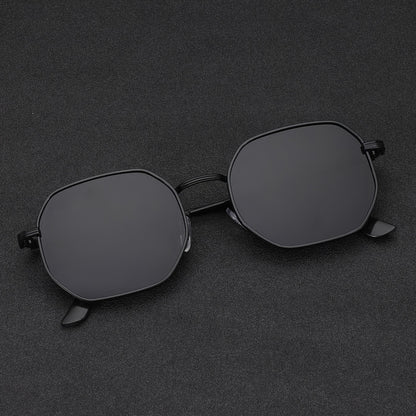 Men's Retro Polygon Fashion Glasses - Anti-Reflective, Fashionable Black Frame for Casual Attire