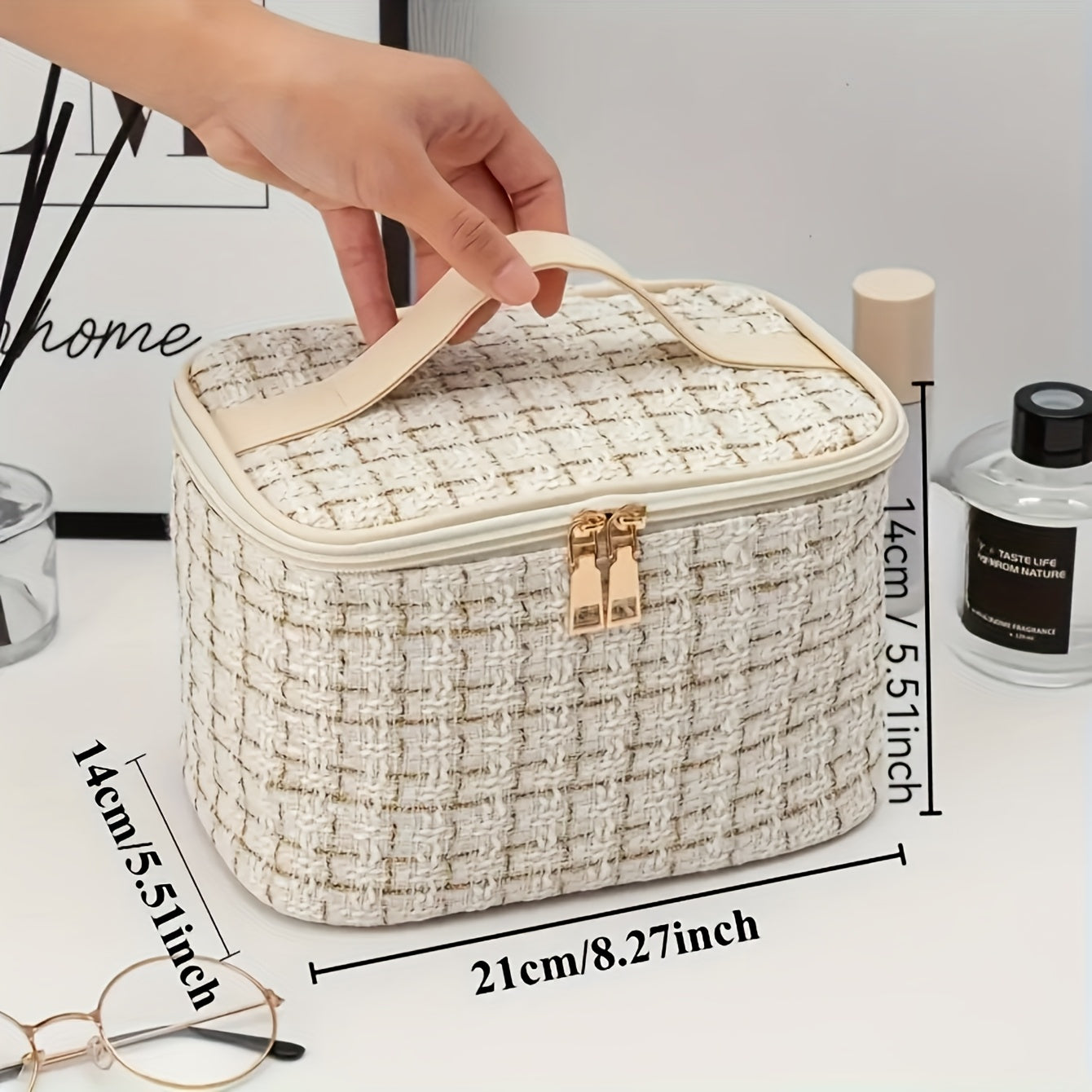 Beige Plaid Large-Capacity Travel Toiletry Bag for Women