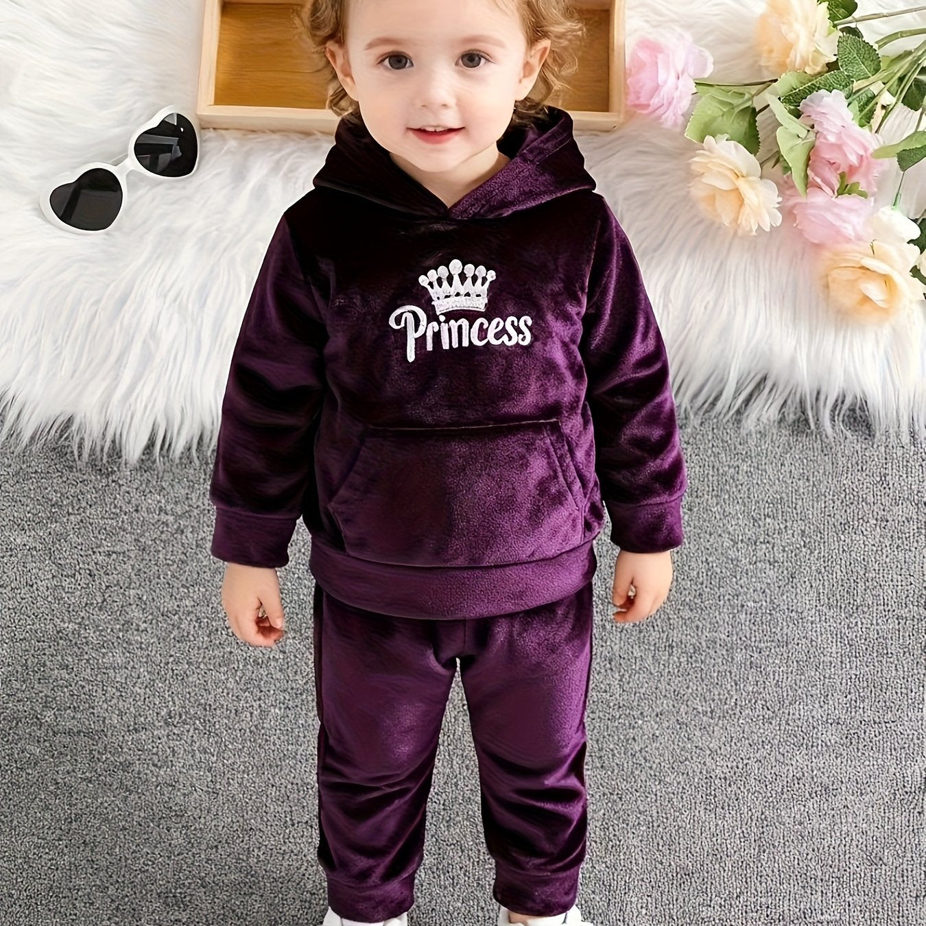 Girls' Long Pants Set, Burgundy Hooded Sweatshirt & Sweatpants, New Autumn Winter Warm Pullover Top, Fabric Two-Piece Set, Princess English Letter Embroidery with Pockets, Festive Holiday Outfit for Baby Girls, Perfect for Ou