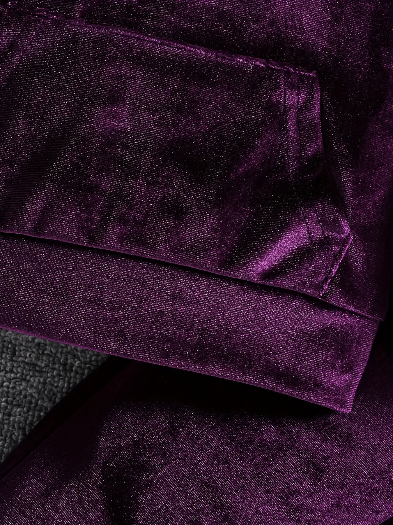 Girls' Long Pants Set, Burgundy Hooded Sweatshirt & Sweatpants, New Autumn Winter Warm Pullover Top, Fabric Two-Piece Set, Princess English Letter Embroidery with Pockets, Festive Holiday Outfit for Baby Girls, Perfect for Ou