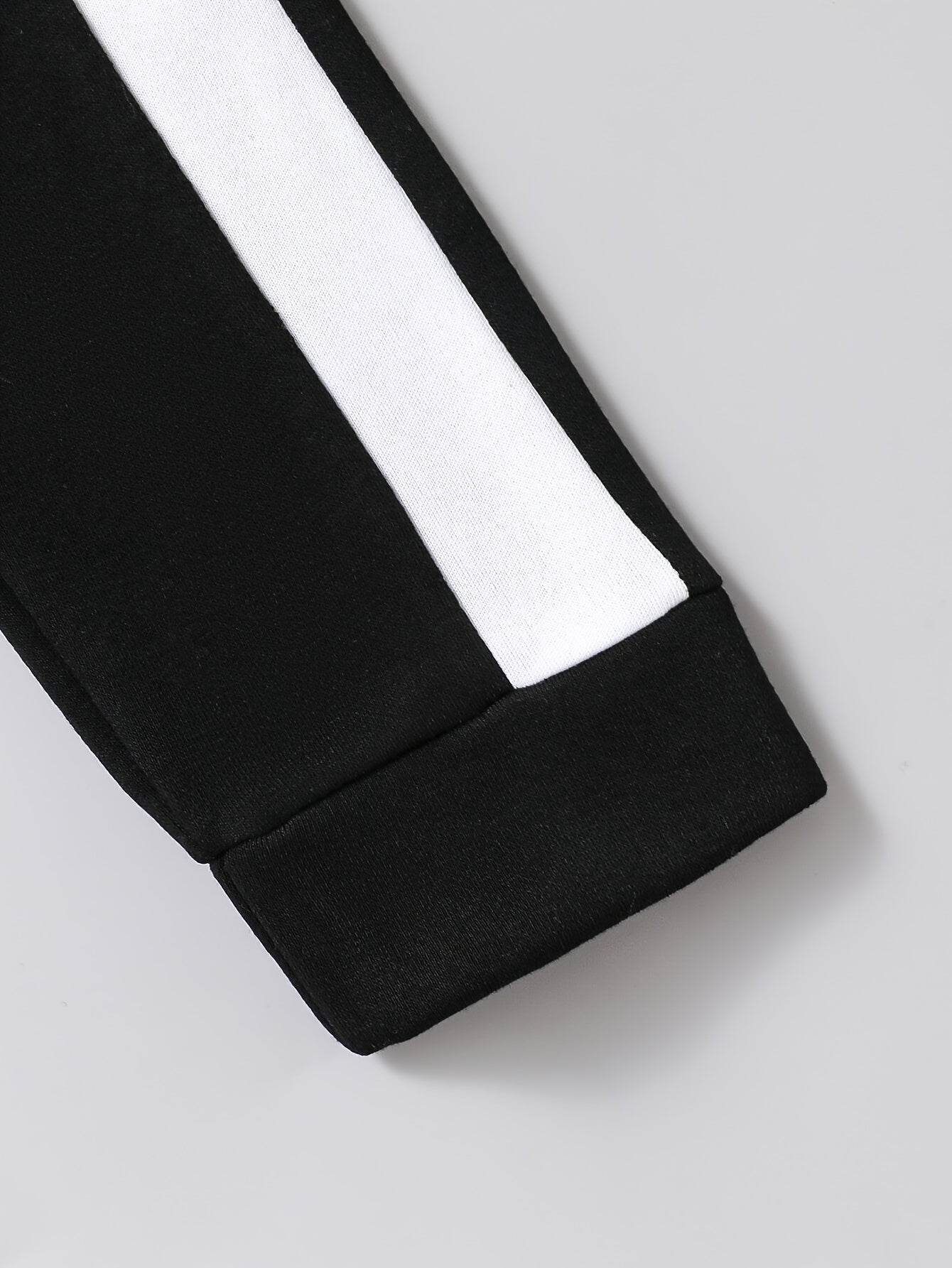 2pcs Boys' New Fashion Hooded Zip-Up Jacket and Pants Set, Black and White Striped Print Trendy Cool Style Outfit for Autumn/Winter, Thickened Sportswear with Pockets, Durable Polyester Fabric, Perfect Gift Choice for Kids, A