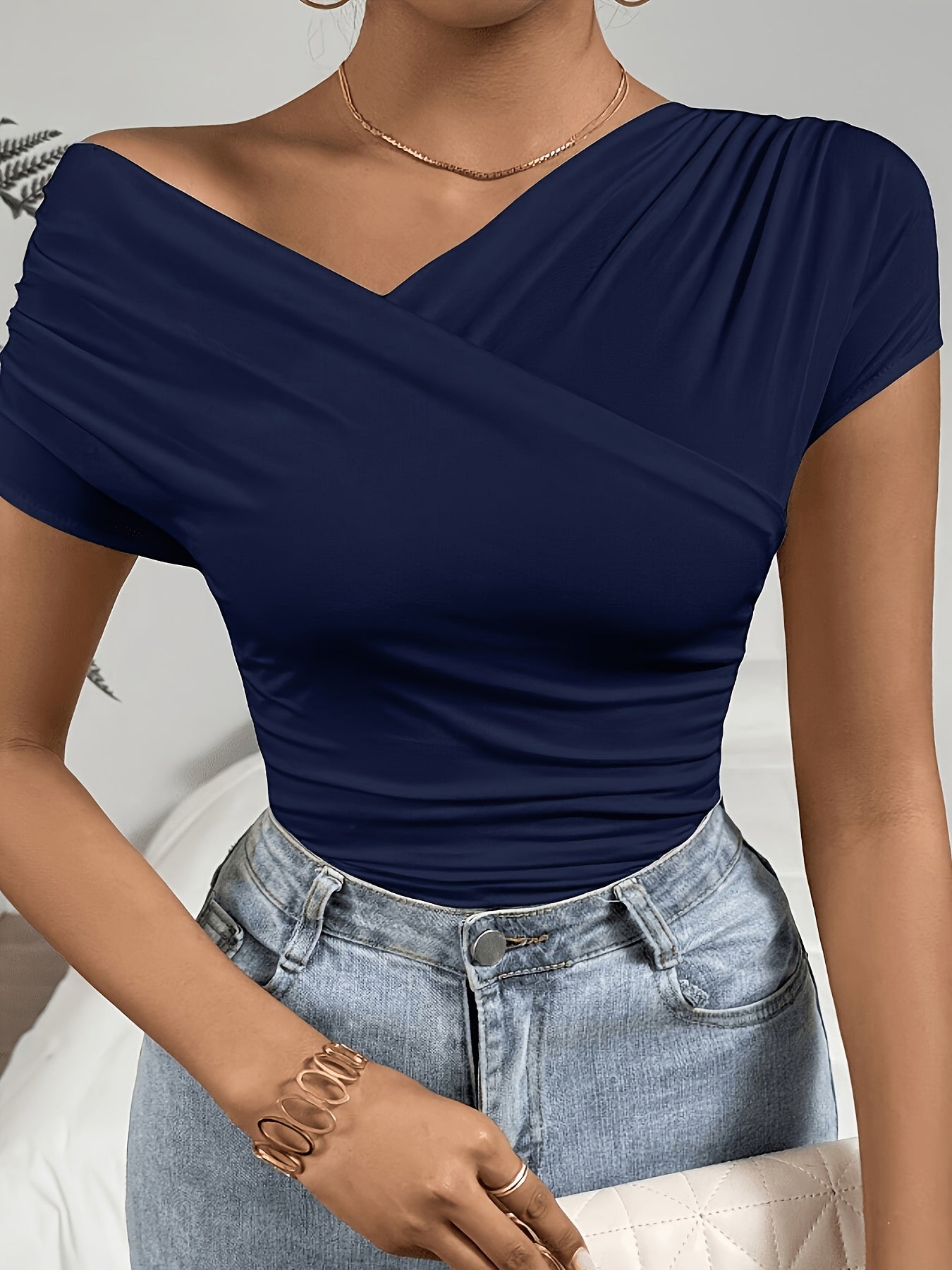 Women's Elegant Slim-Fit Cross-Front T-Shirt for Spring/Summer