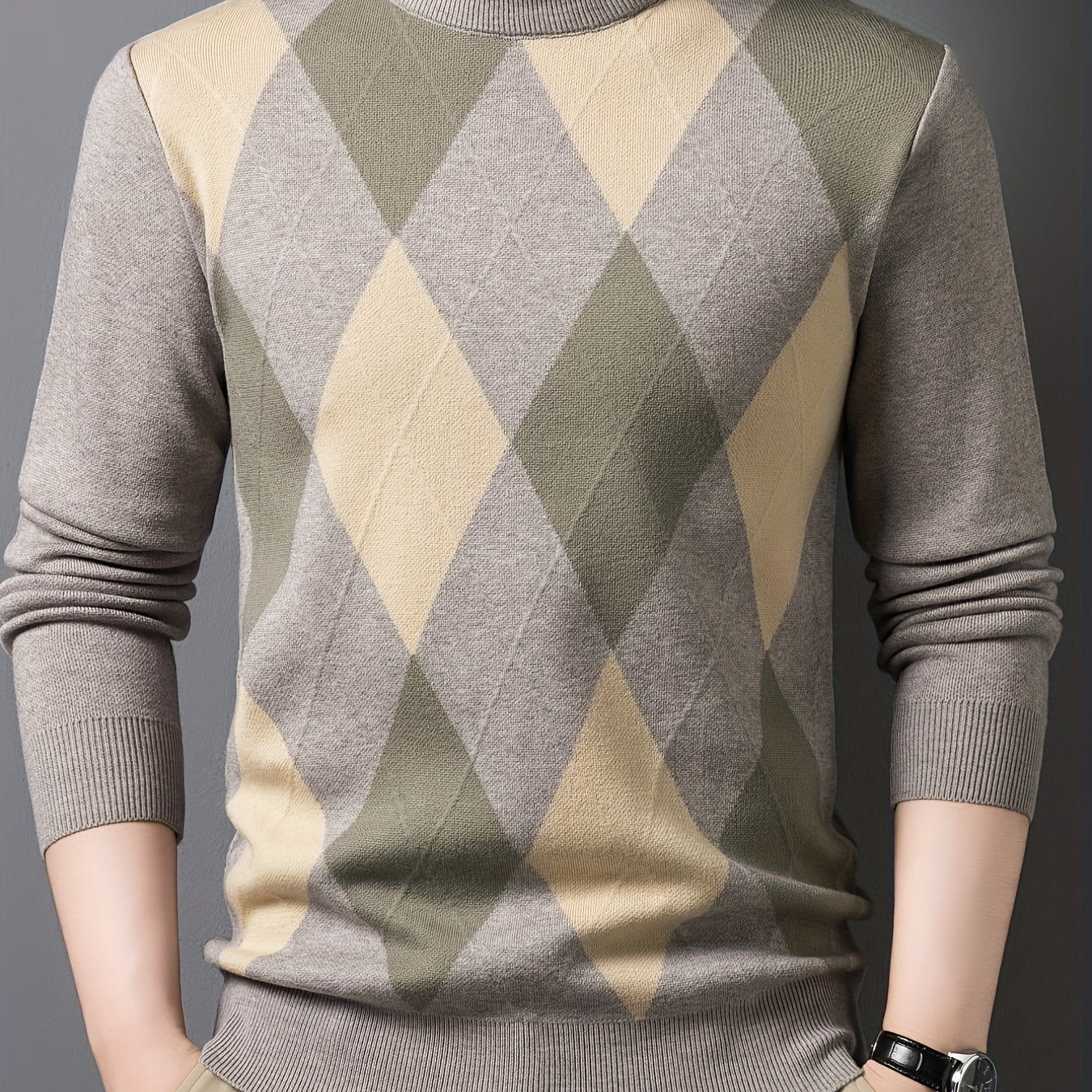 The New Autumn And Winter Collection Features a Men'S Long-Sleeve Knitted Pullover with a Zipper Design And Ribbed Round Neck. This Casual And Stylish Sweater Is Versatile for Daily Wear in The Fall And Winter, Suitable for L