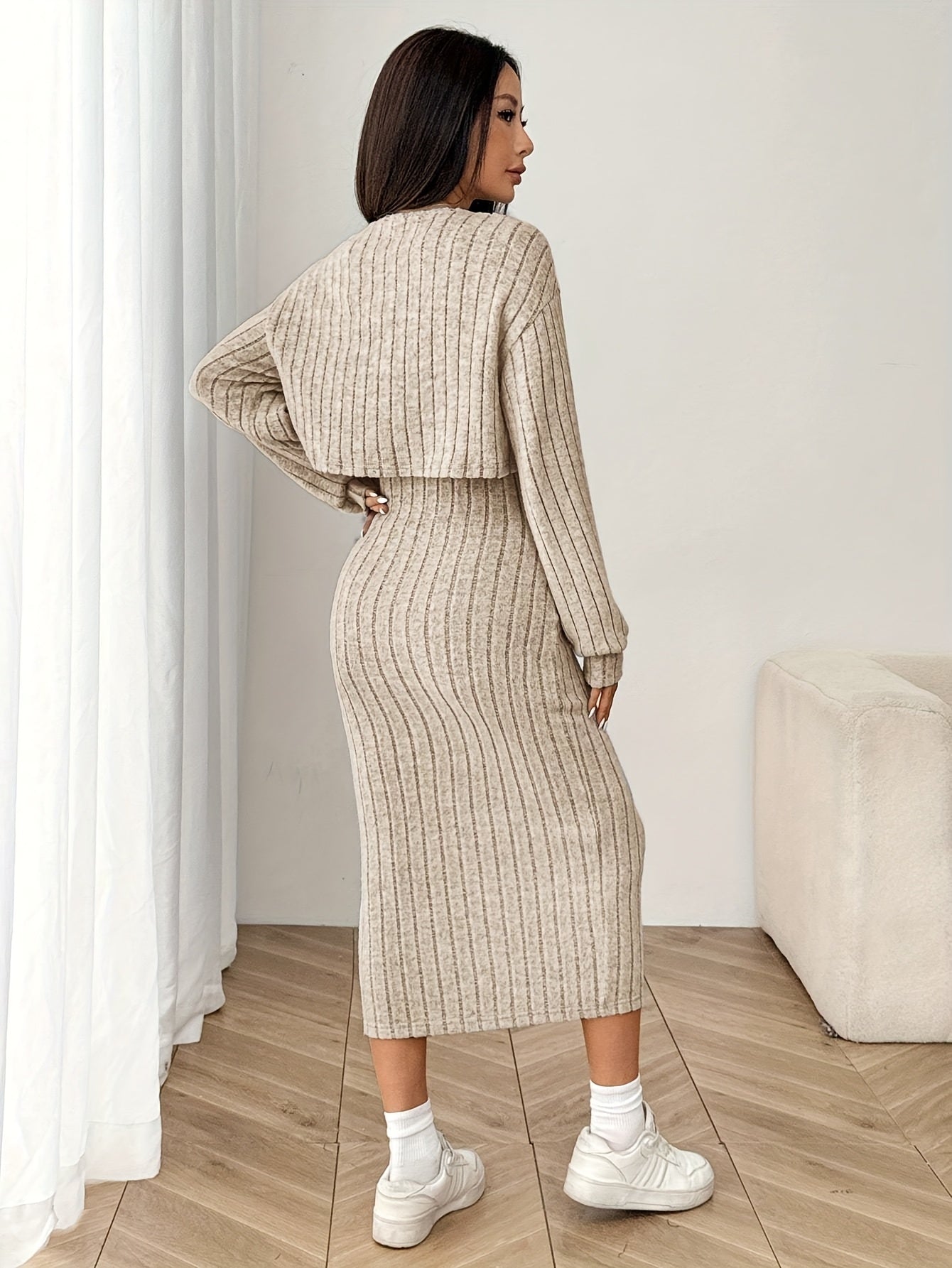 Women'S Autumn And Winter Outfit Featuring a Long-Sleeve Top with a Coat And a Camisole Dress in a Two-Piece Set.