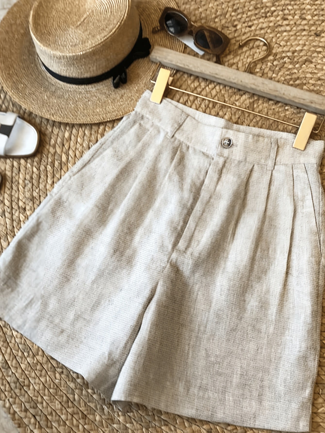 Elegant Women’s Linen Blend Summer Shorts with Pockets