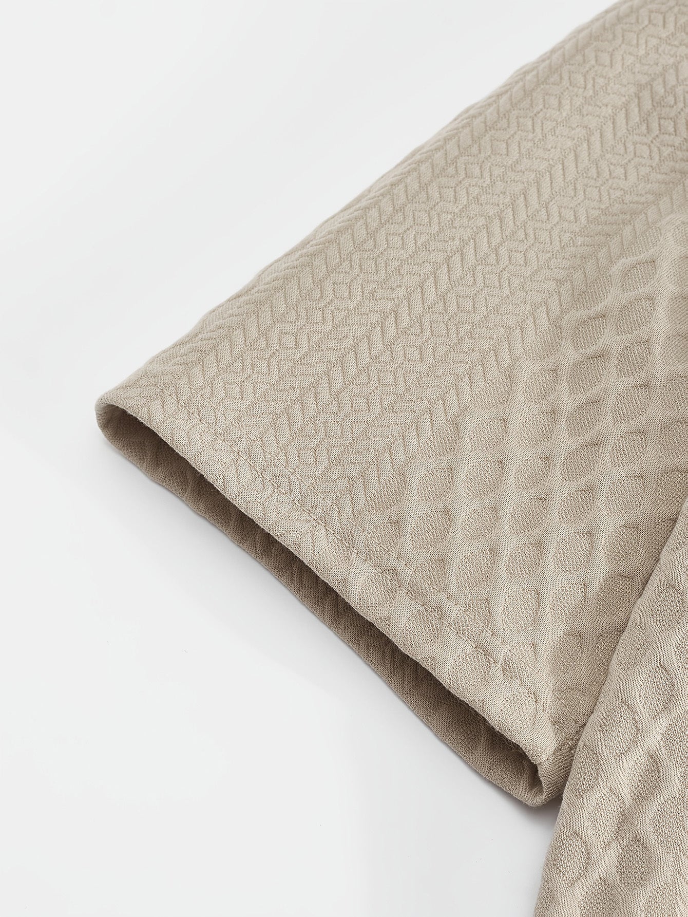 Fashionable and Simple Casual Short-sleeve T-shirt for Daily Commuting and Shopping, a Comfortable and Breathable Top for Men - ayq