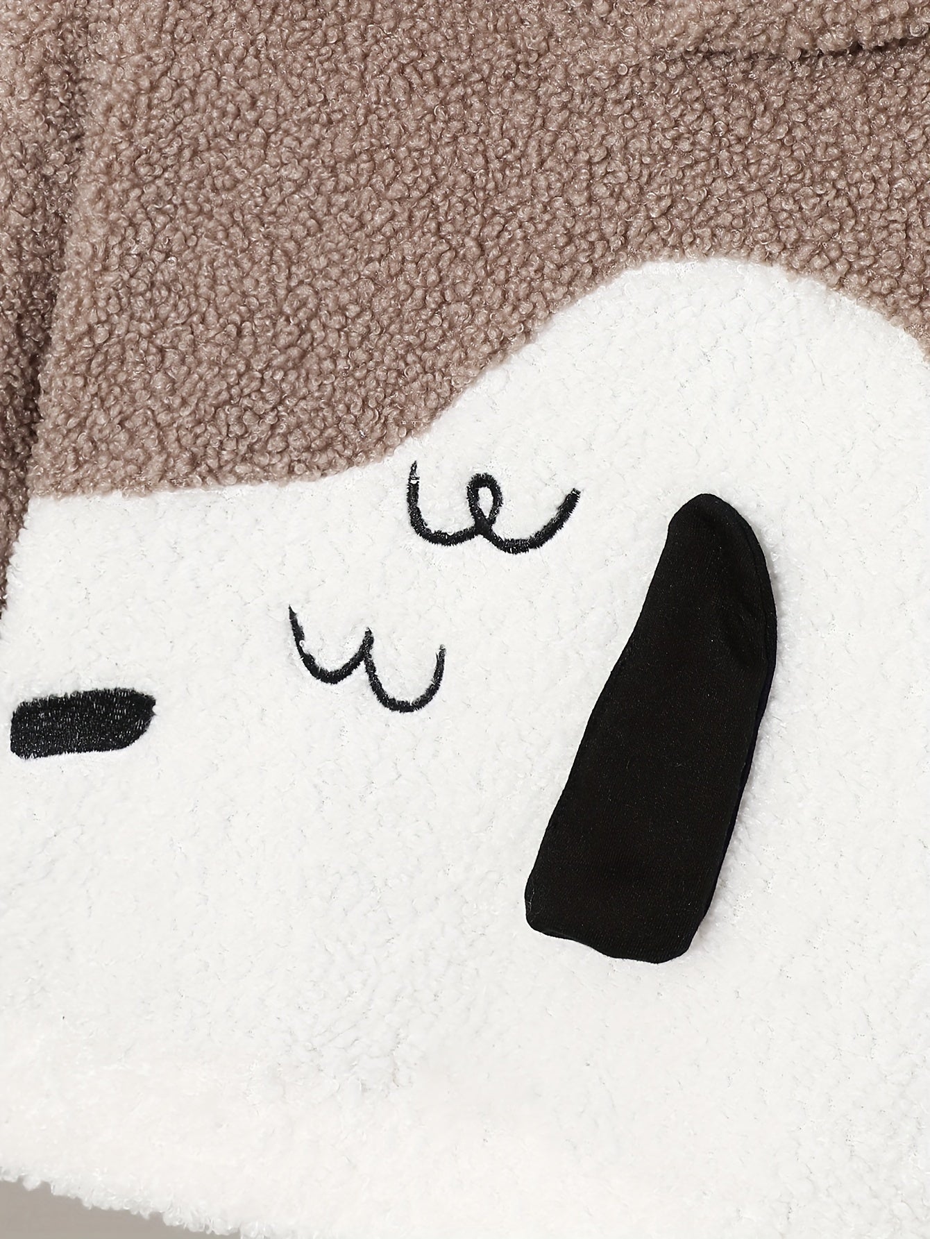 Boys' Fashion Plus Velvet Thickened Double-sided Velvet Warm Embroidered Cute Suit, Perfect for Outdoor