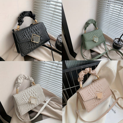 Wrinkled Tote Bag with a Crossbody Design