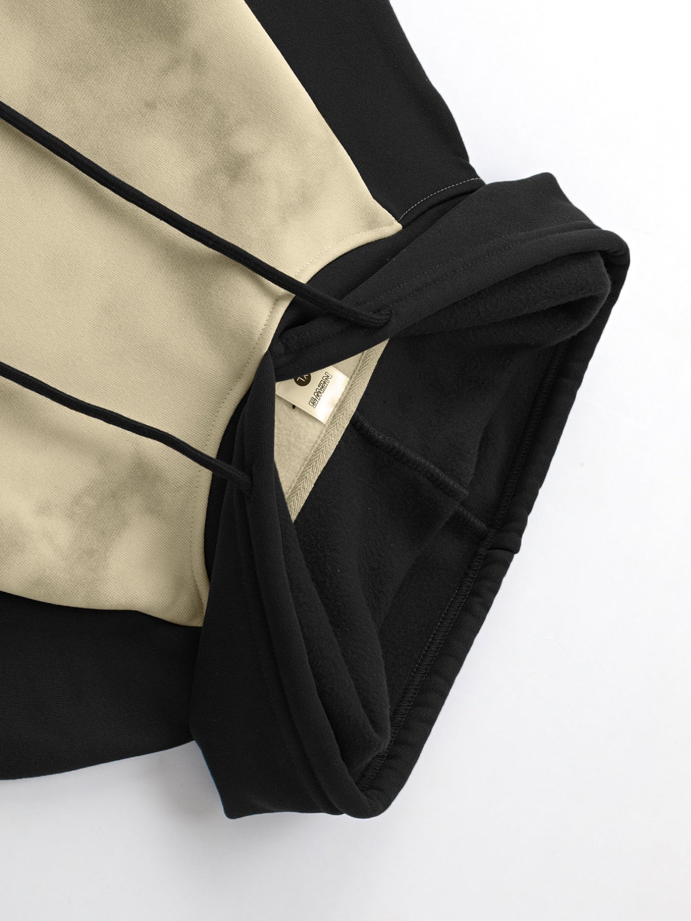 A New Trendy Color-Blocked Hoodie with Raglan Sleeves And Loose-Fitting Cargo Pants Featuring Multiple Pockets, Perfect for Casual Everyday Wear. This Breathable Hoodie And Loose Long Pants Set Comes in a Two-Piece Print Desi