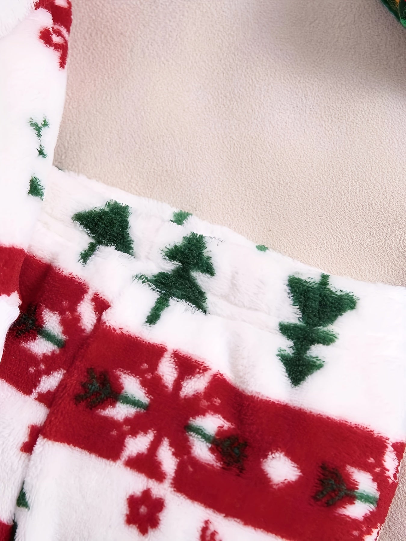 Children's Christmas Fashionable Autumn and Winter Flannel Suit Children's Warm New Two-piece Set