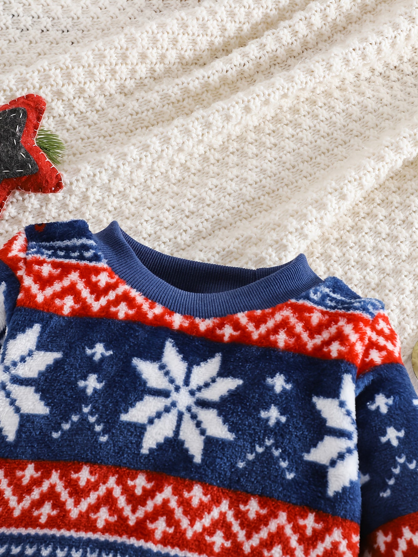 2pcs Girls' Cute Deer Print Fashionable Thick Flannel Set for Autumn/Winter, Soft and Comfortable Warm Outfit, Versatile Casual Attire with Outdoor Activities, Winter Clothing, Autumn Fashion, Stylish Kids' Wear, Playful Desi