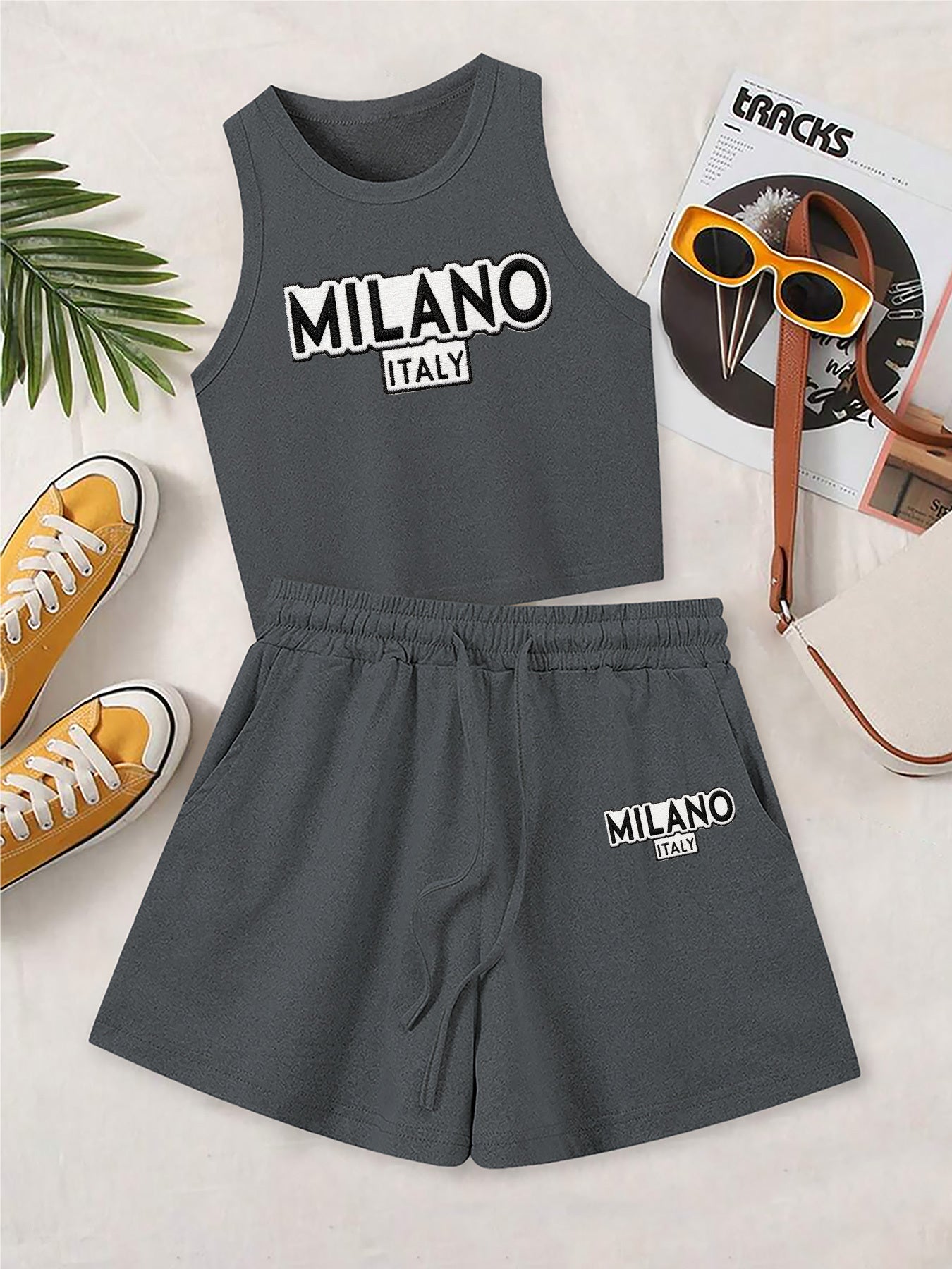 Casual Women's Two-Piece Set with Printed Top & Shorts
