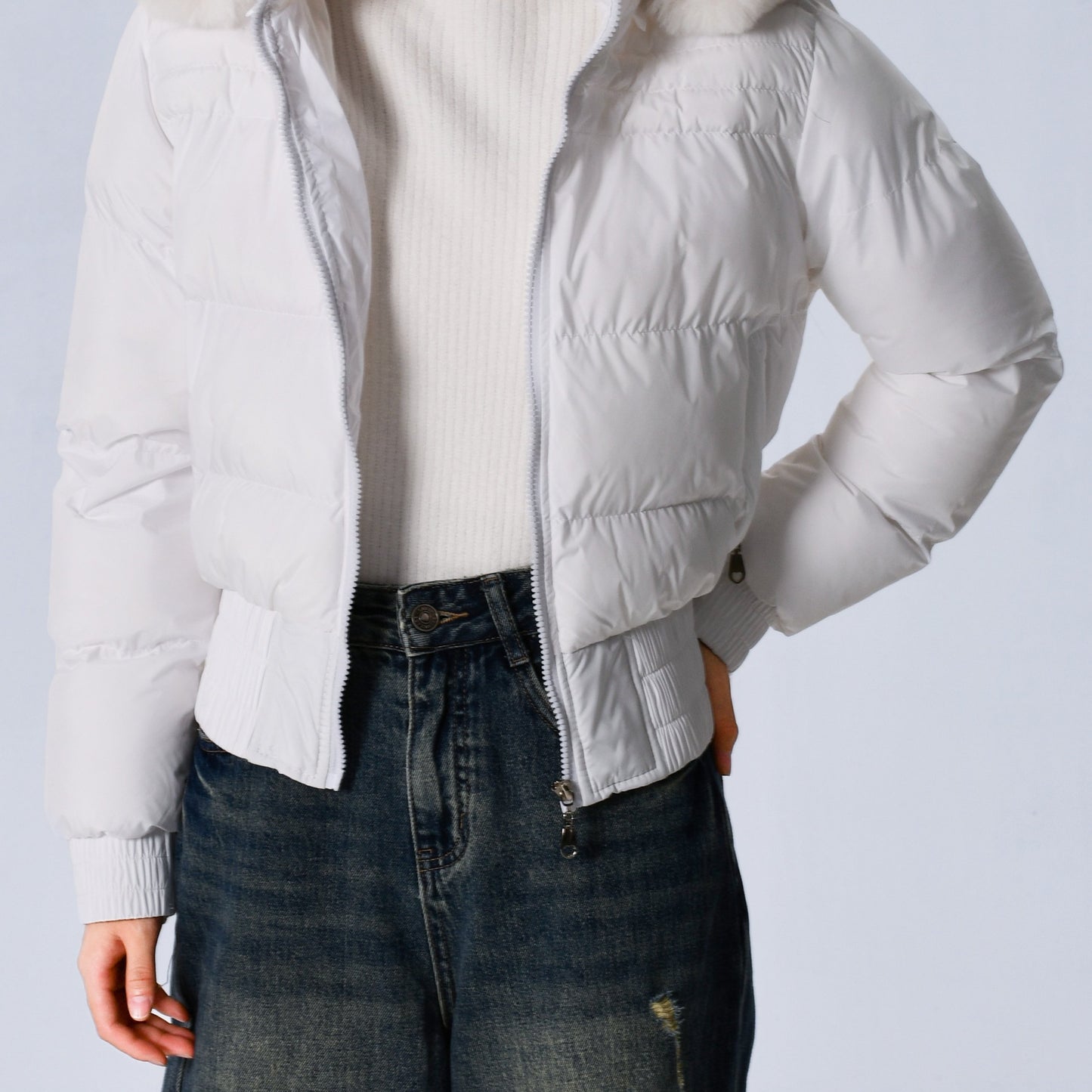 Elegant Polyester Padded Jacket for Women - 2024 Fashion Short Solid Color Coat with Thick Faux Fur Collar, Long Sleeves, Zipper Detail, Woven - Winter Warmth Casual Outerwear